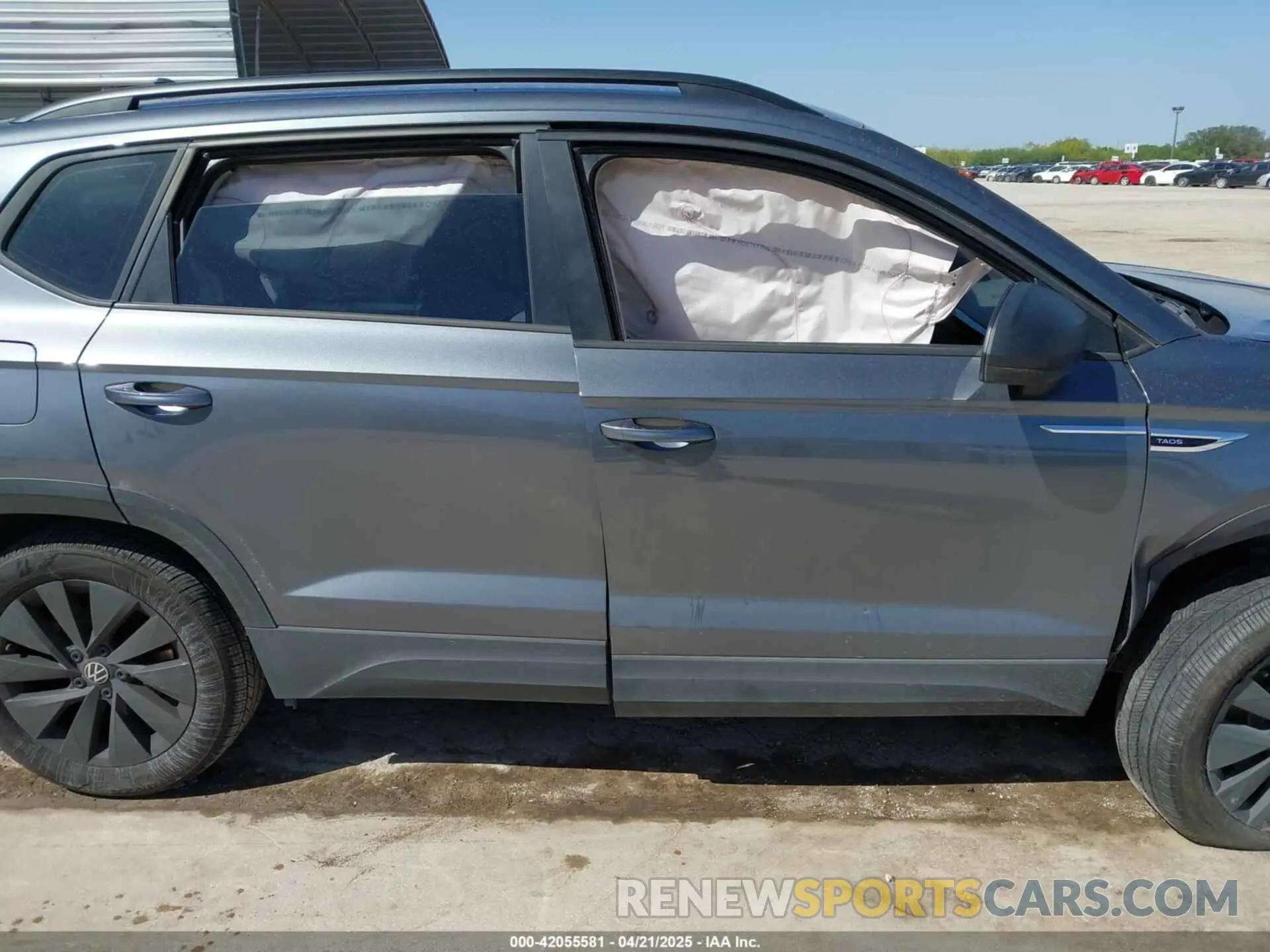13 Фотография поврежденного автомобиля 3VV5X7B28RM104627 VOLKSWAGEN TAOS 2024