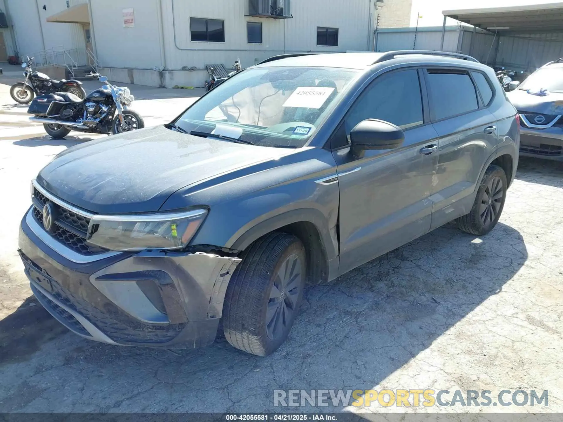 2 Фотография поврежденного автомобиля 3VV5X7B28RM104627 VOLKSWAGEN TAOS 2024