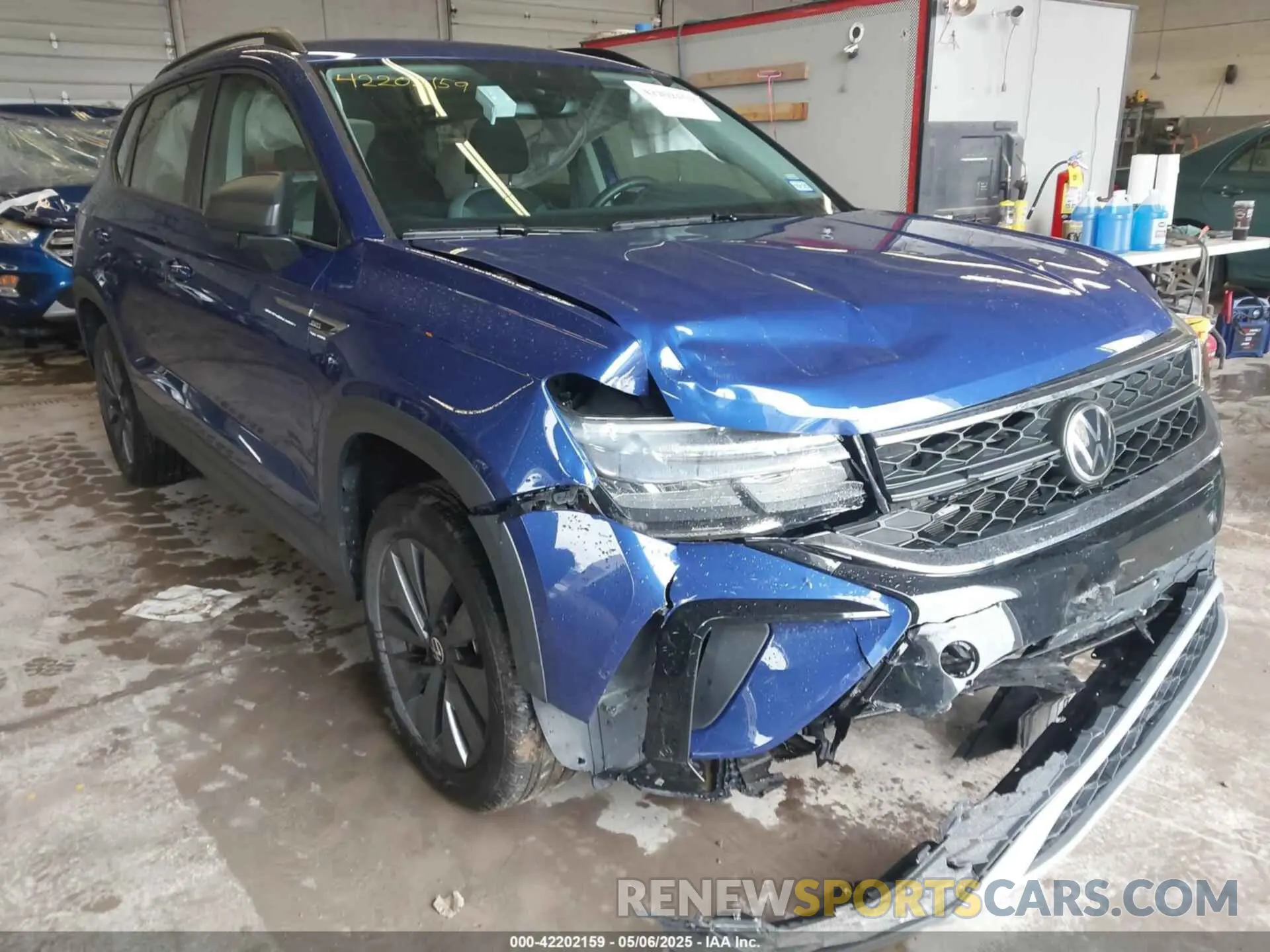 6 Photograph of a damaged car 3VV5X7B29RM027086 VOLKSWAGEN TAOS 2024