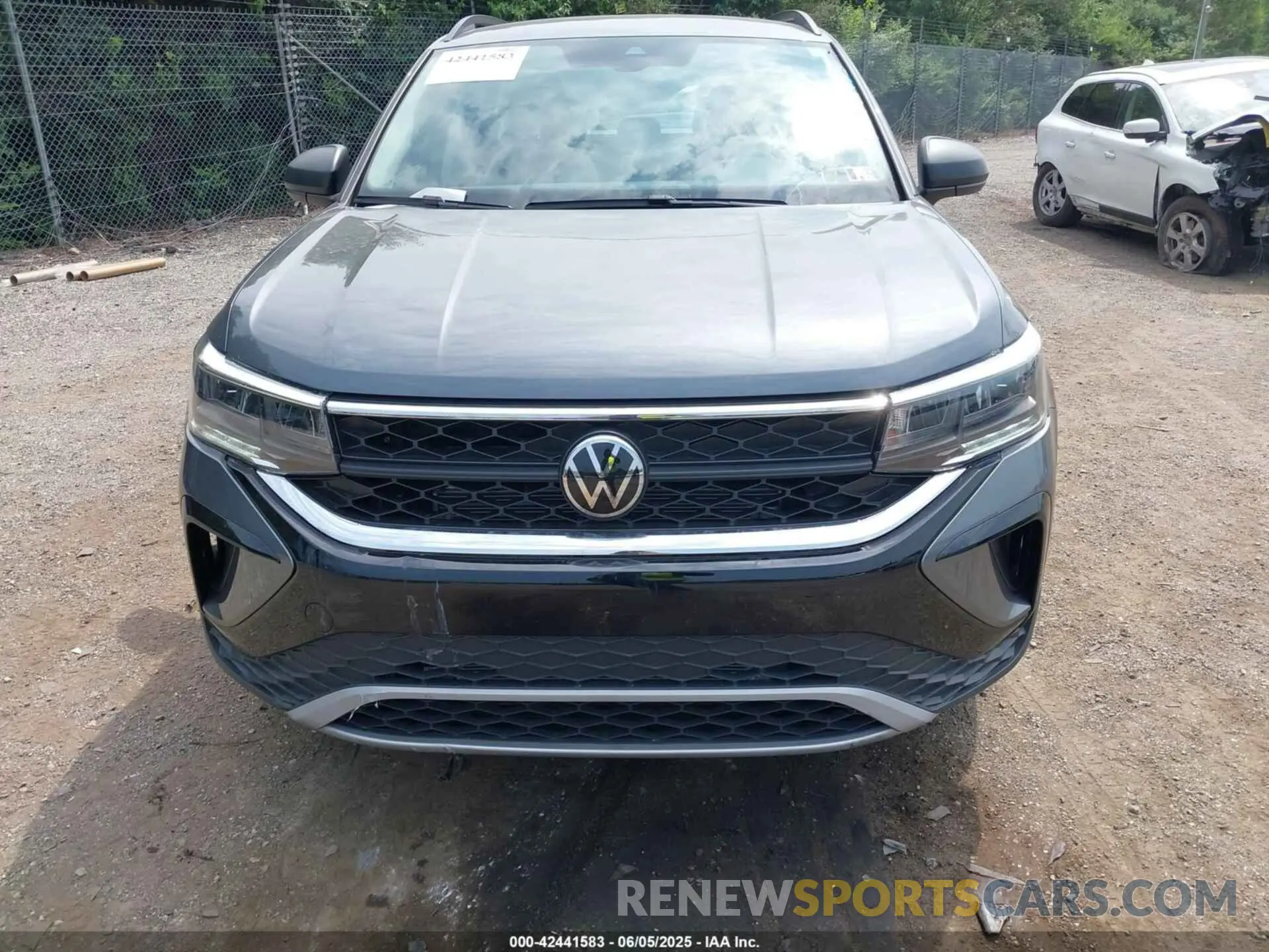 13 Фотография поврежденного автомобиля 3VV8X7B26RM058437 VOLKSWAGEN TAOS 2024