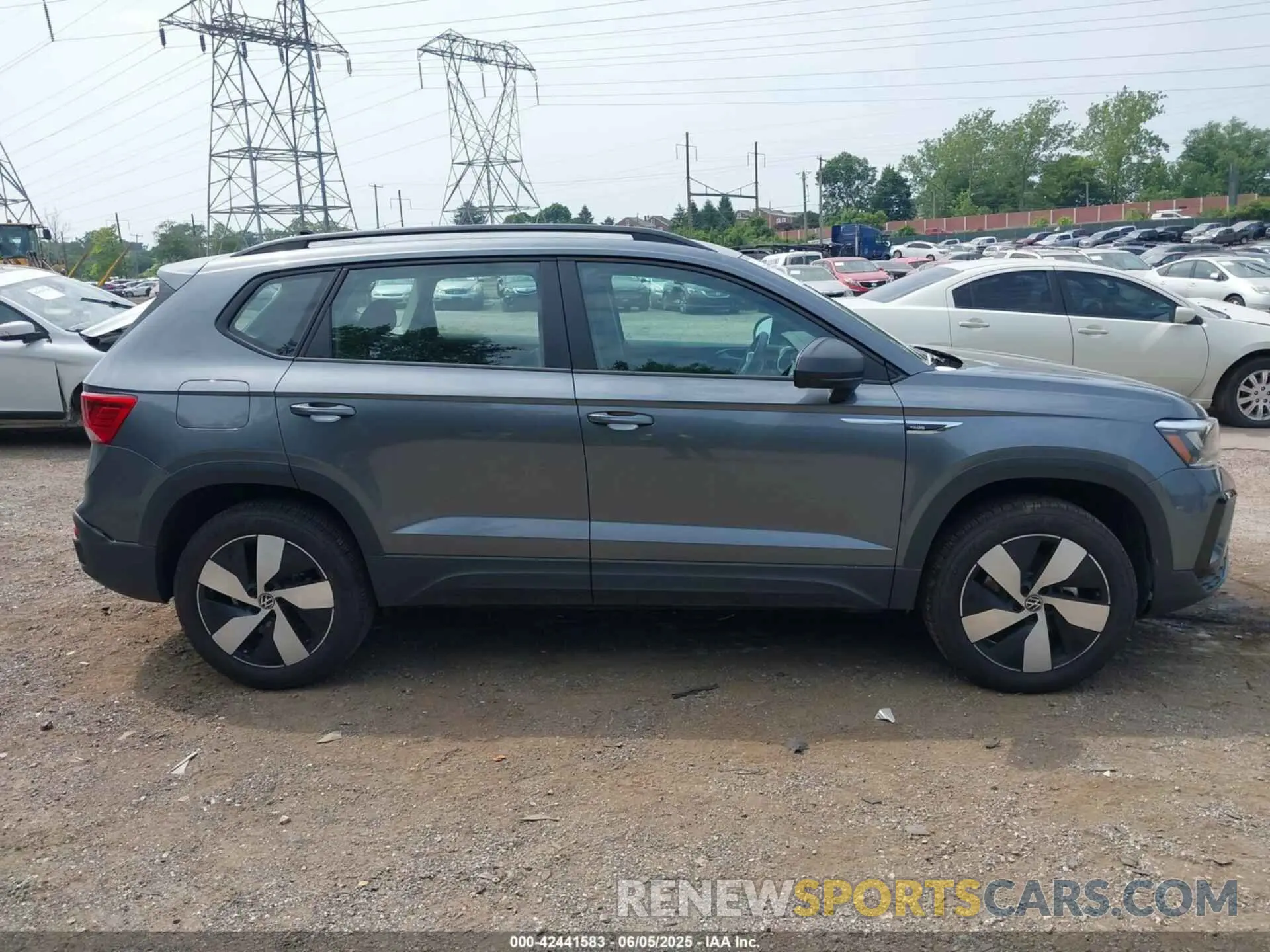 14 Фотография поврежденного автомобиля 3VV8X7B26RM058437 VOLKSWAGEN TAOS 2024