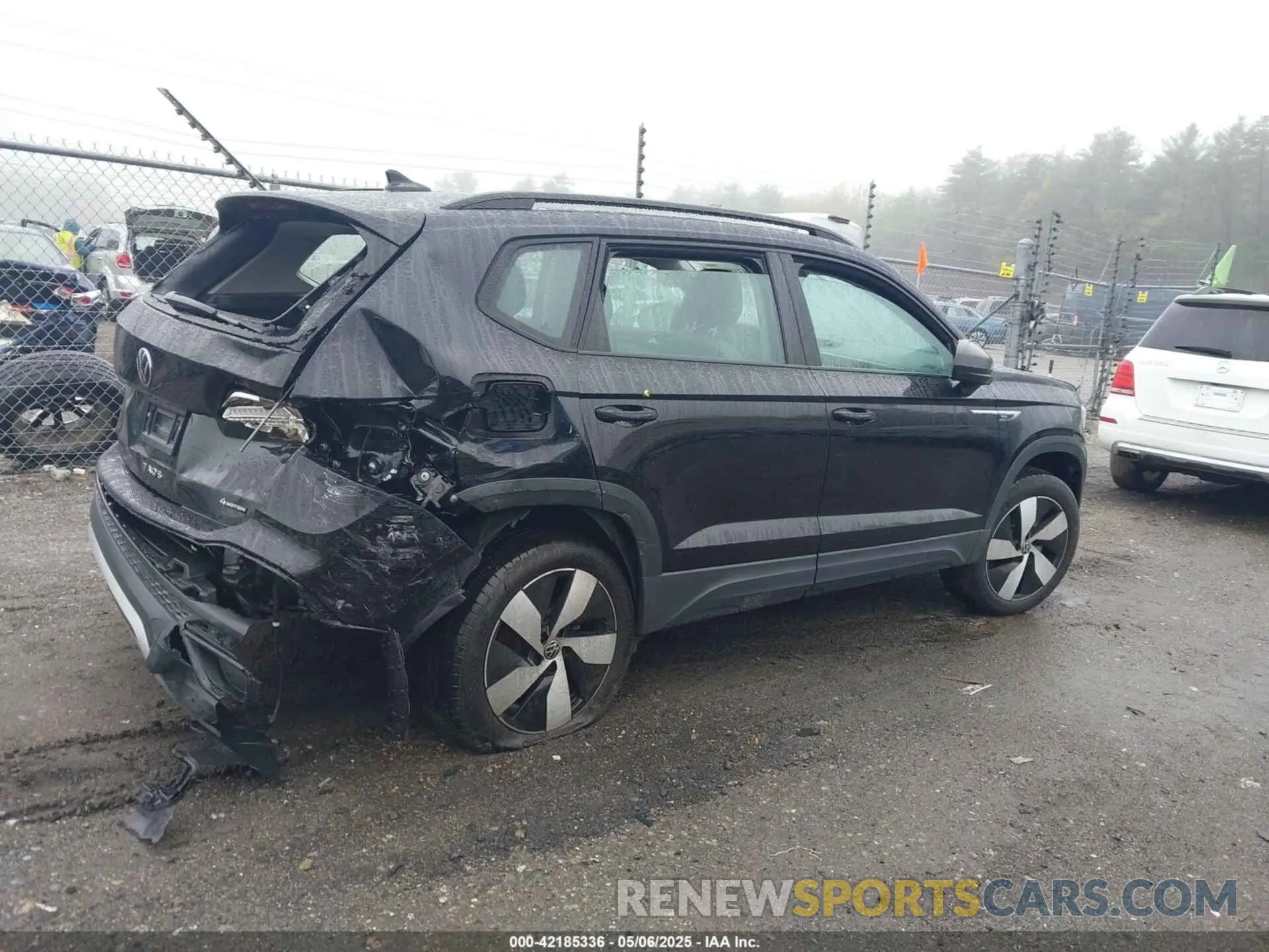 13 Фотография поврежденного автомобиля 3VV8X7B28RM123143 VOLKSWAGEN TAOS 2024