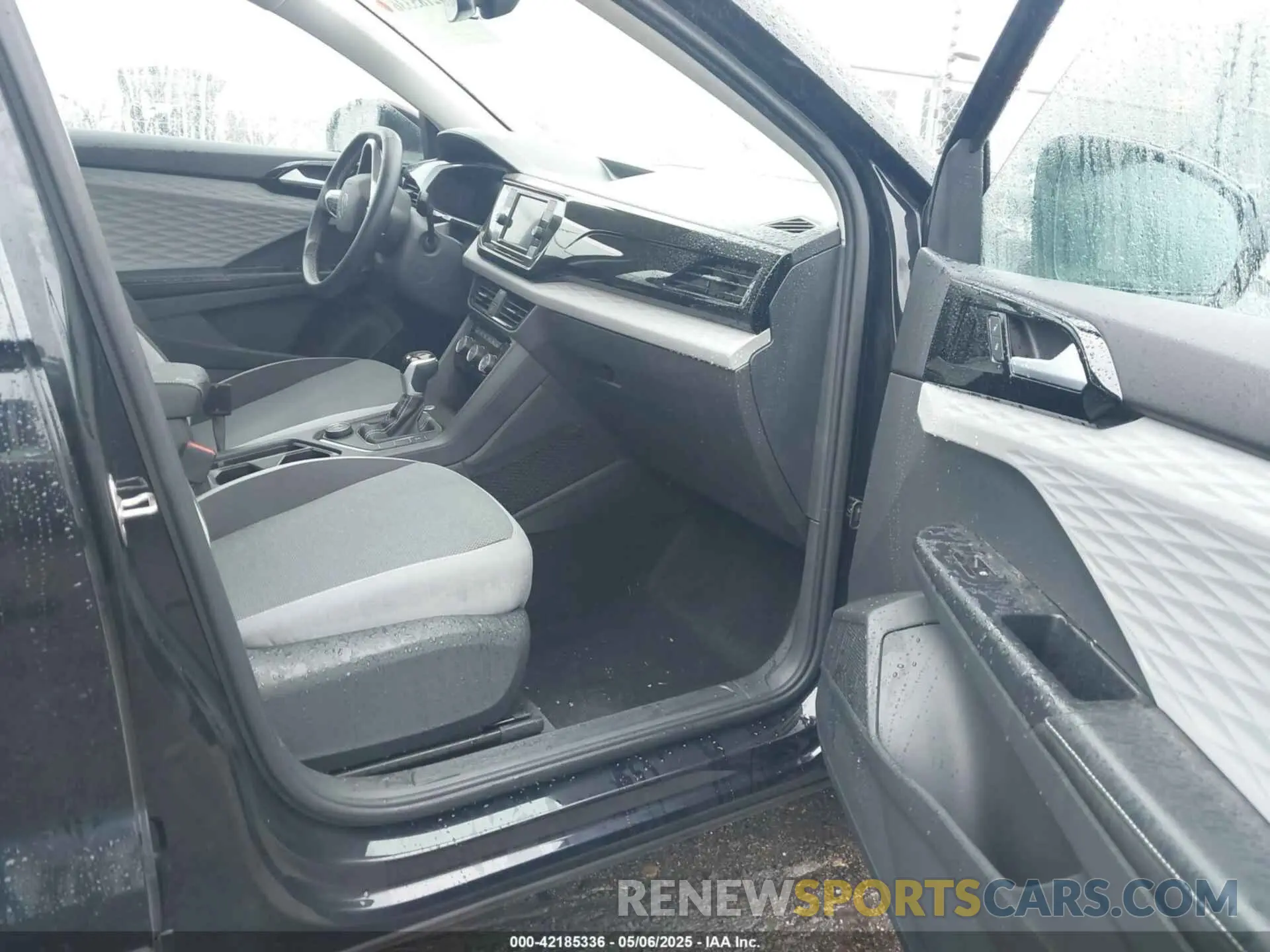 5 Фотография поврежденного автомобиля 3VV8X7B28RM123143 VOLKSWAGEN TAOS 2024