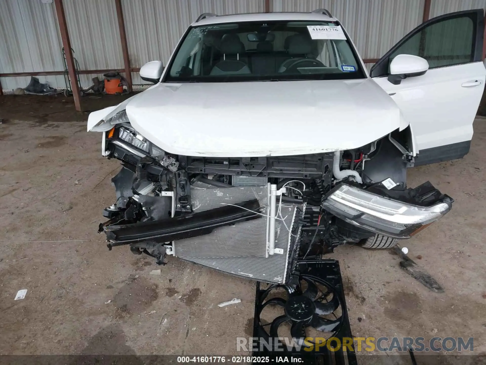 6 Photograph of a damaged car 3VVEX7B20RM002688 VOLKSWAGEN TAOS 2024