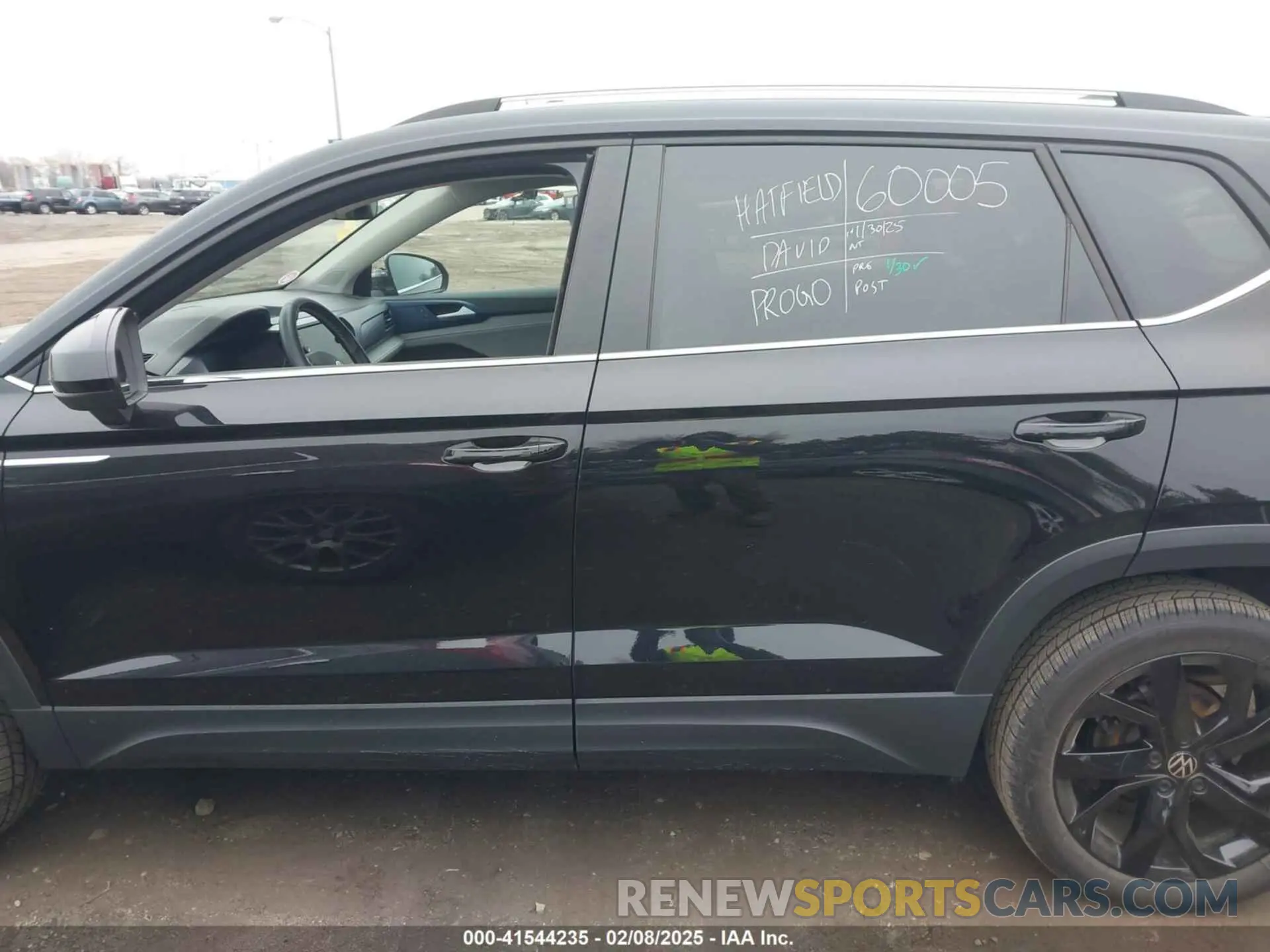 14 Фотография поврежденного автомобиля 3VVEX7B21RM077979 VOLKSWAGEN TAOS 2024