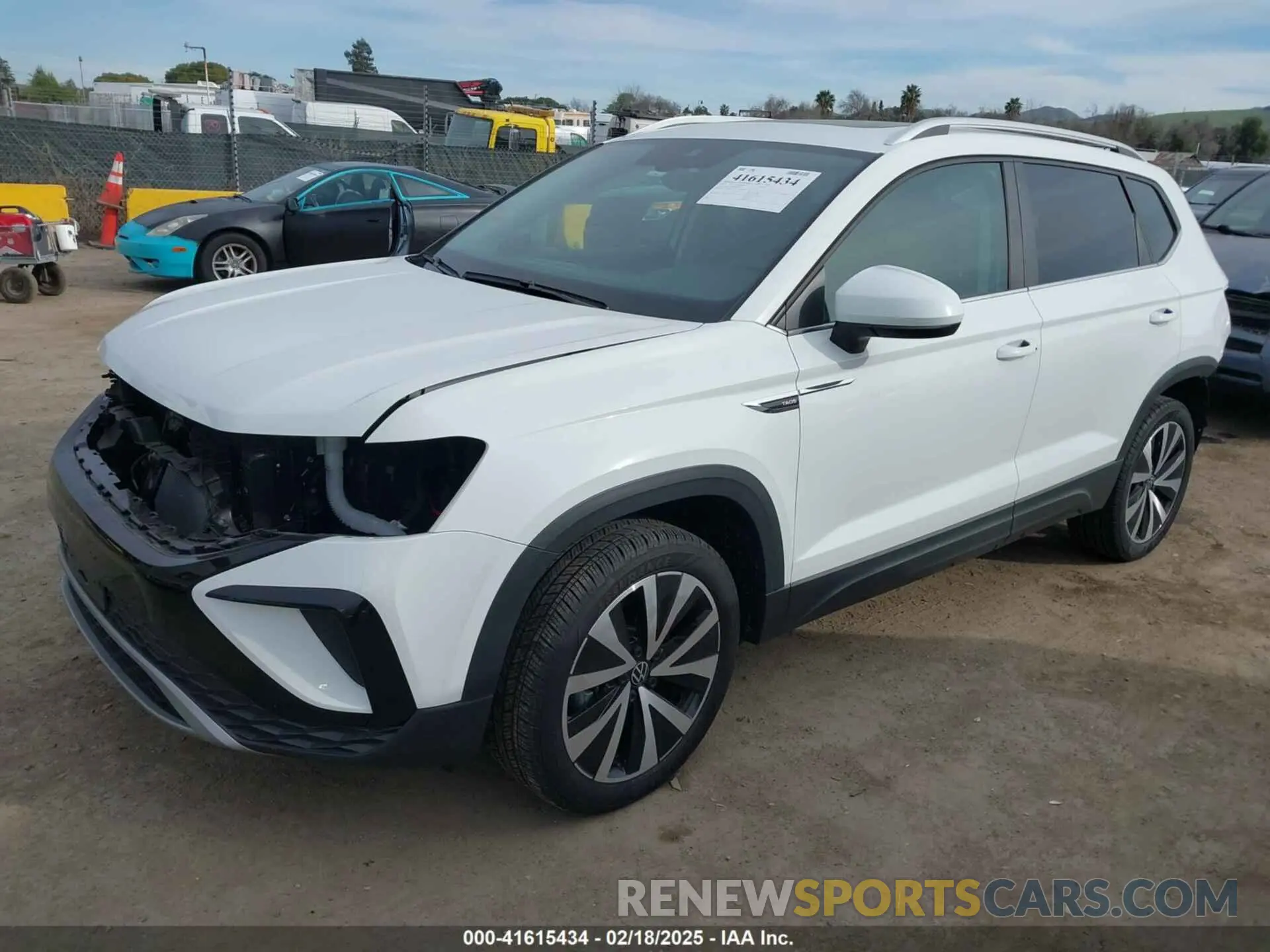 2 Photograph of a damaged car 3VVEX7B2XRM058086 VOLKSWAGEN TAOS 2024