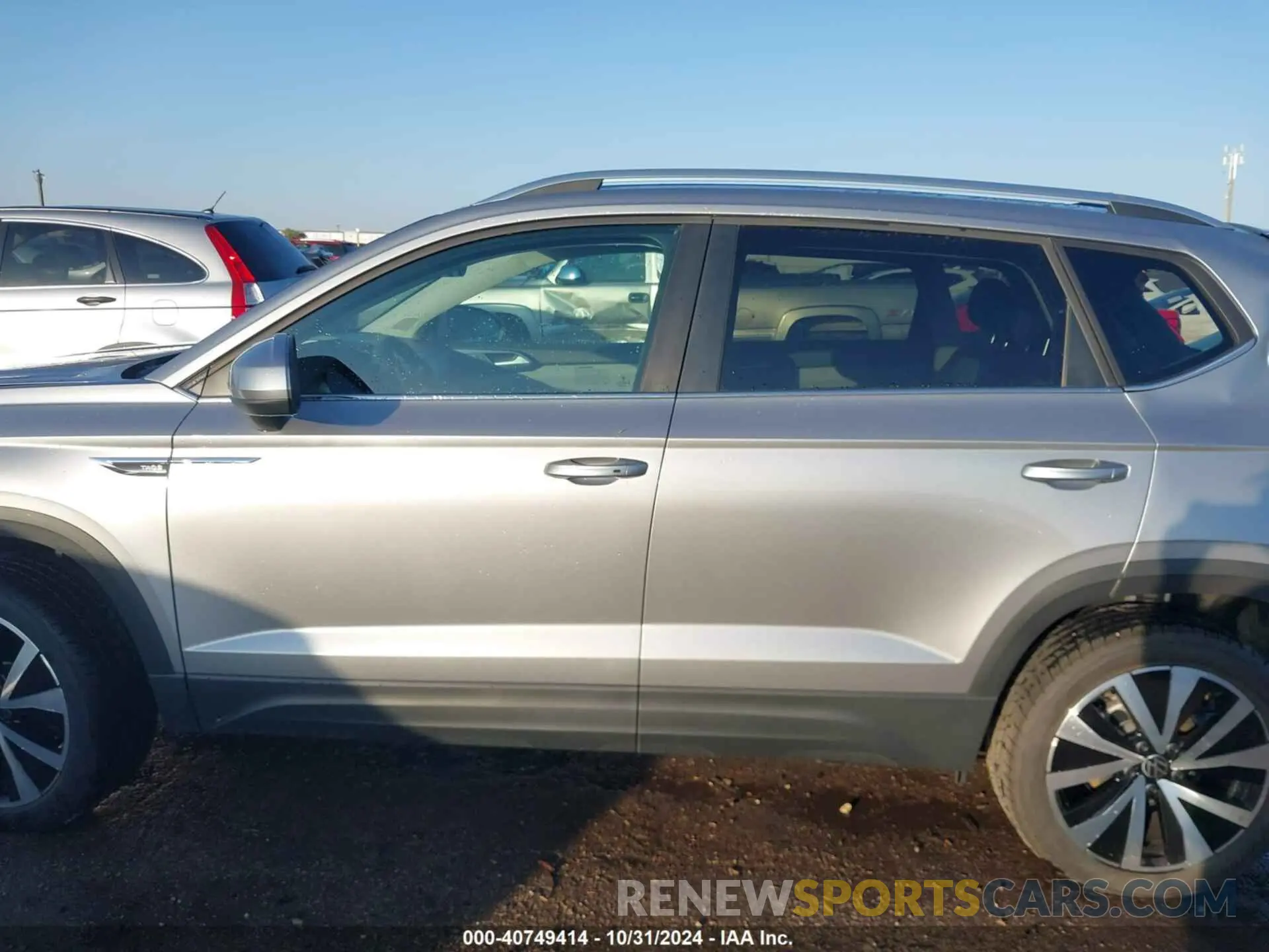 14 Фотография поврежденного автомобиля 3VVEX7B2XRM102507 VOLKSWAGEN TAOS 2024