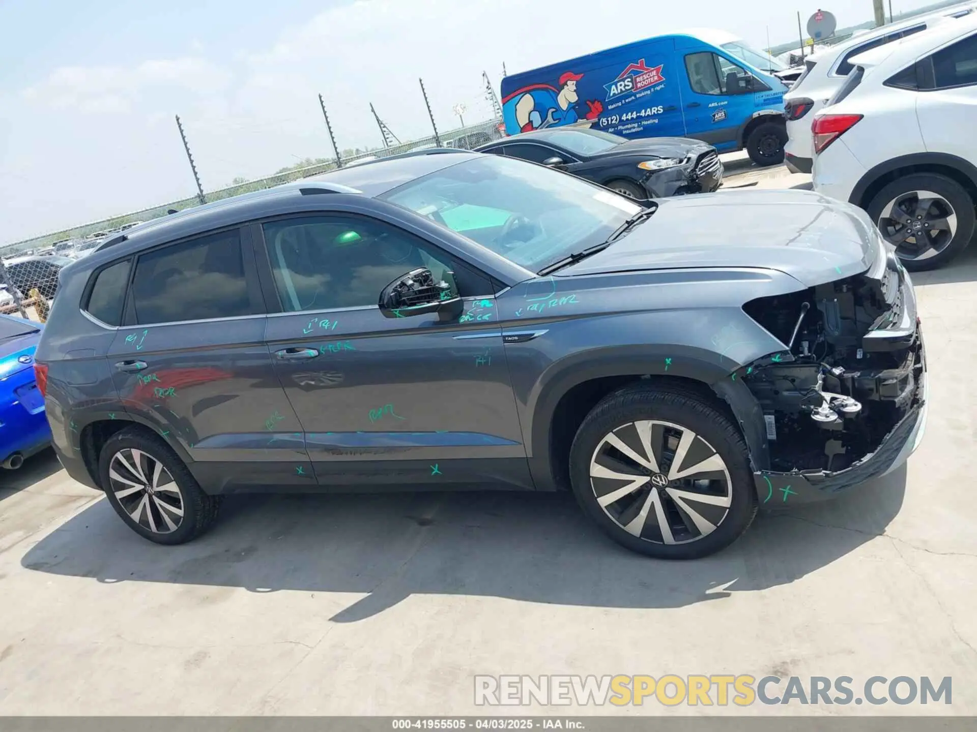 13 Фотография поврежденного автомобиля 3VVSX7B25RM108458 VOLKSWAGEN TAOS 2024