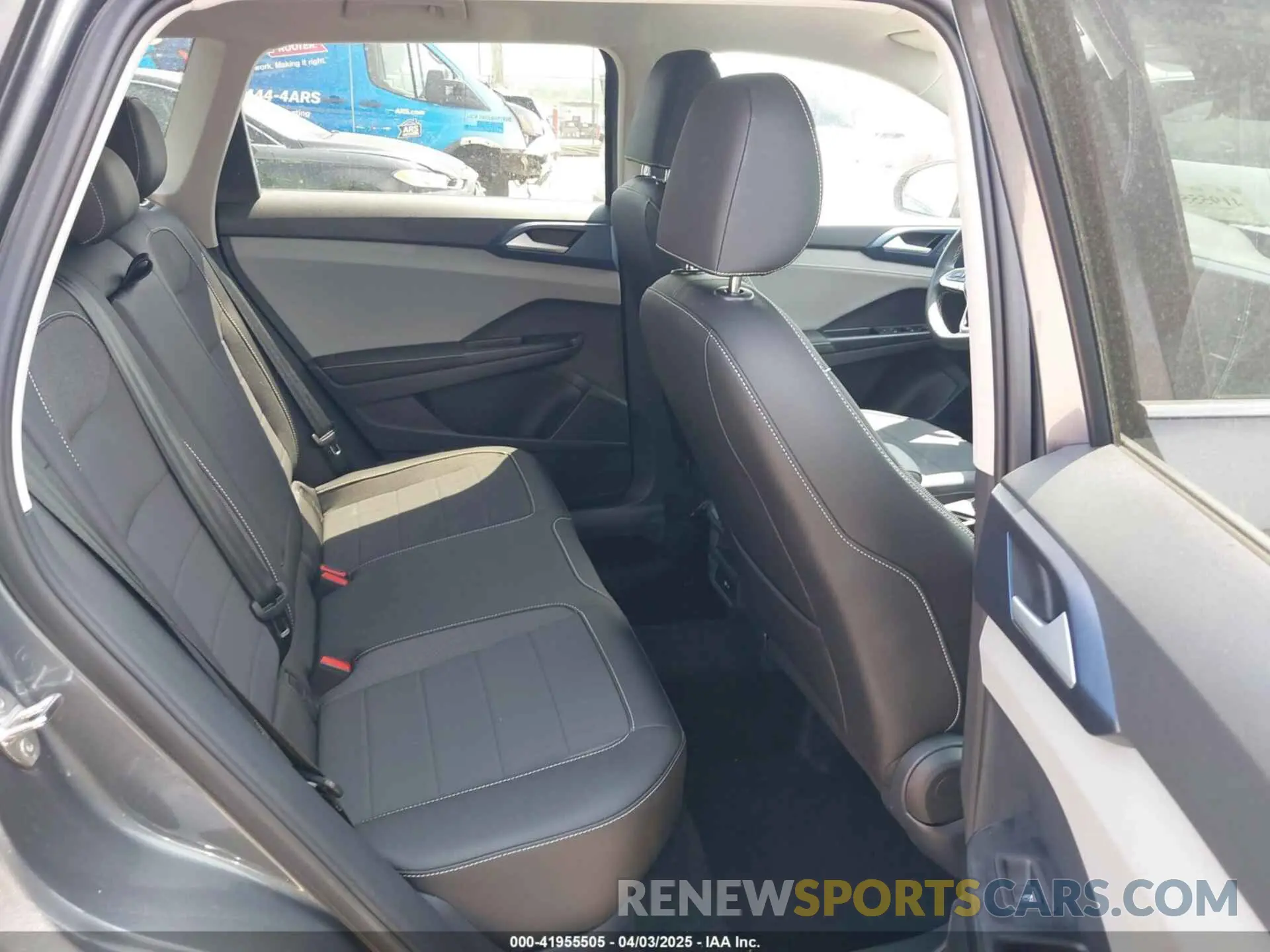 8 Фотография поврежденного автомобиля 3VVSX7B25RM108458 VOLKSWAGEN TAOS 2024
