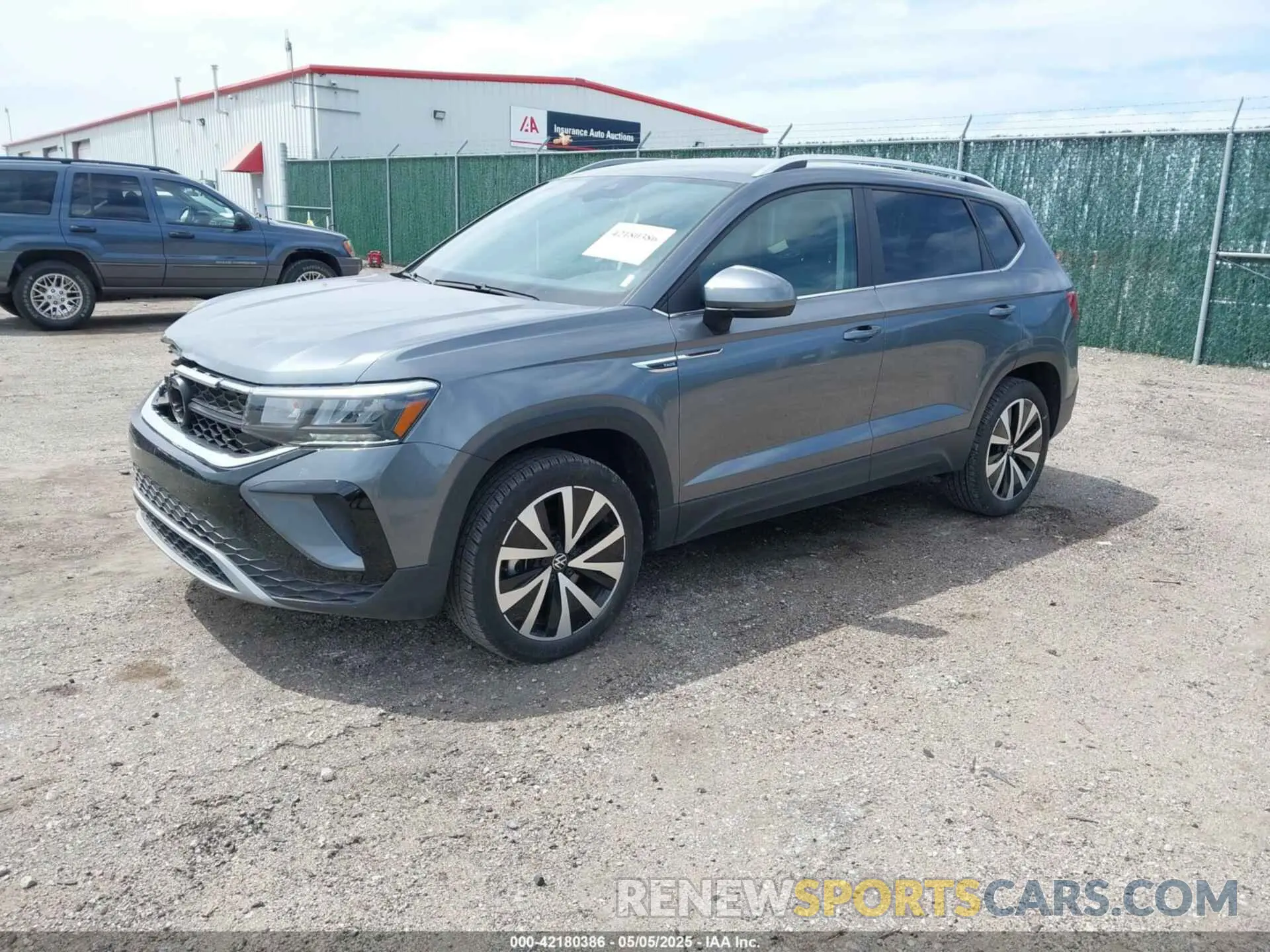 2 Photograph of a damaged car 3VVSX7B26RM020552 VOLKSWAGEN TAOS 2024