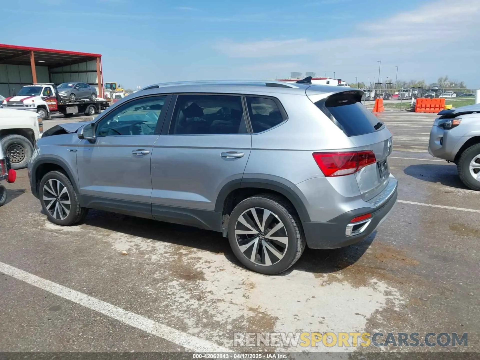 14 Фотография поврежденного автомобиля 3VVSX7B29RM099005 VOLKSWAGEN TAOS 2024