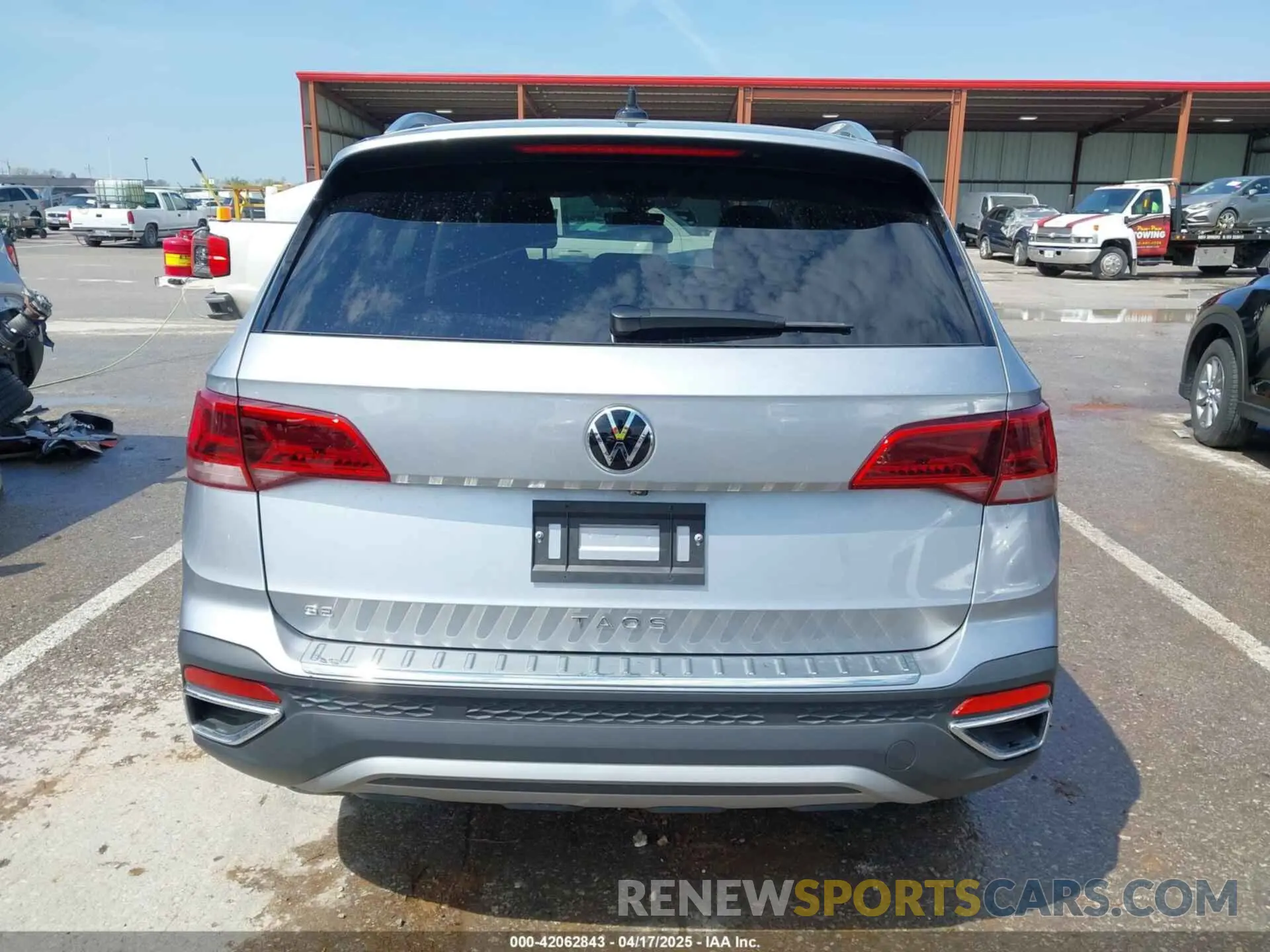 16 Фотография поврежденного автомобиля 3VVSX7B29RM099005 VOLKSWAGEN TAOS 2024