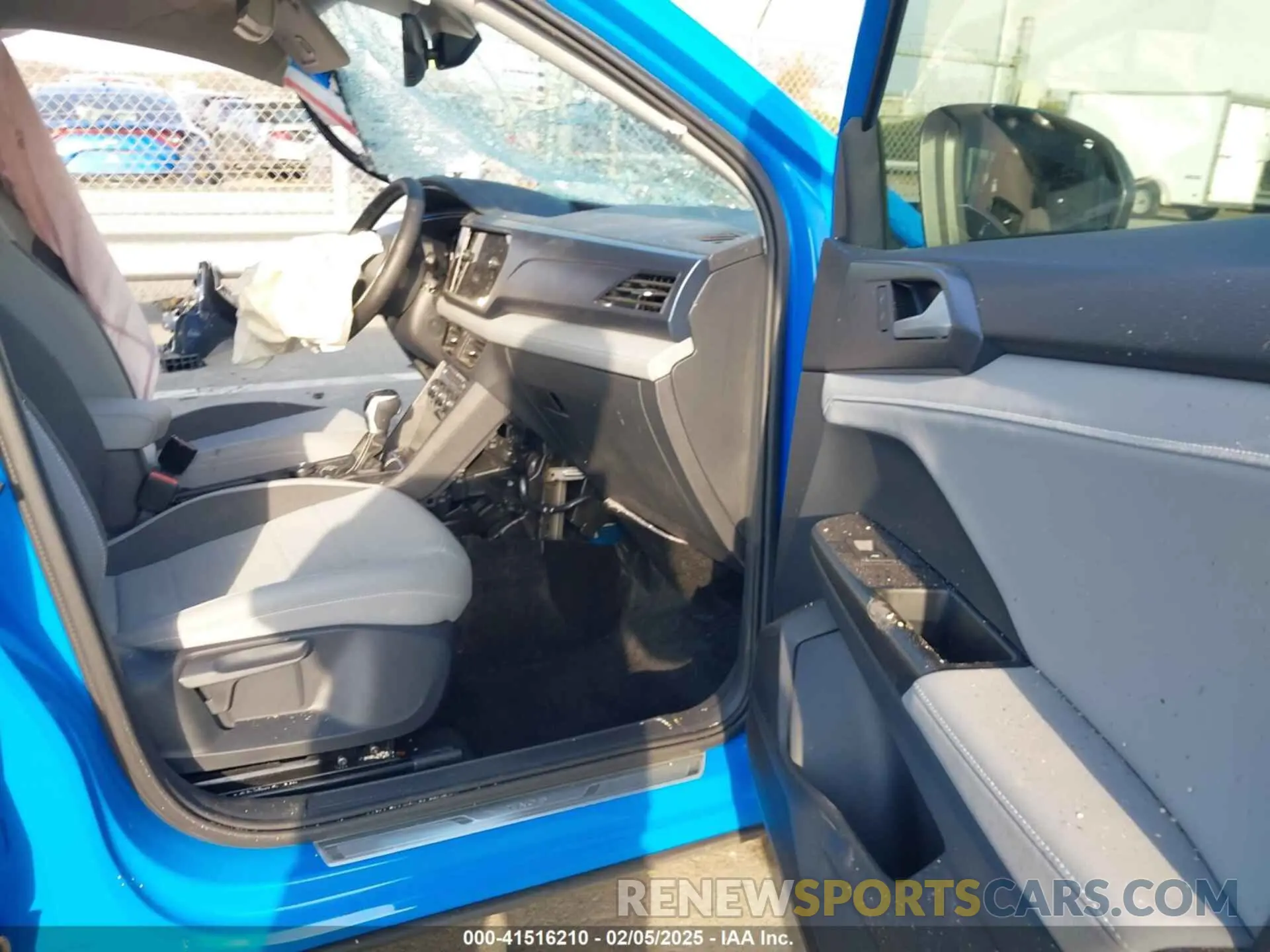 5 Фотография поврежденного автомобиля 3VVUX7B25RM039537 VOLKSWAGEN TAOS 2024