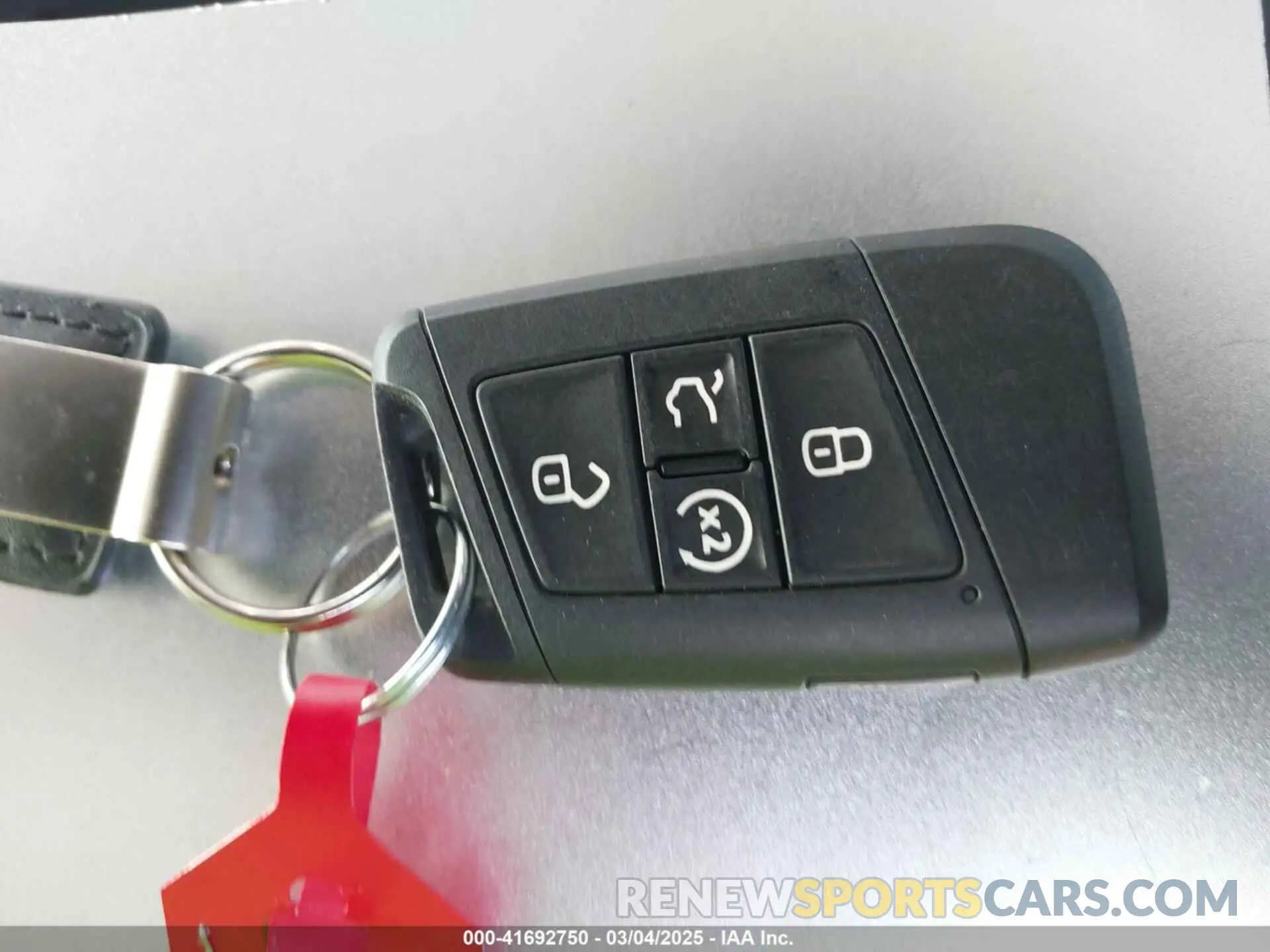 11 Фотография поврежденного автомобиля 3VVUX7B28RM062424 VOLKSWAGEN TAOS 2024