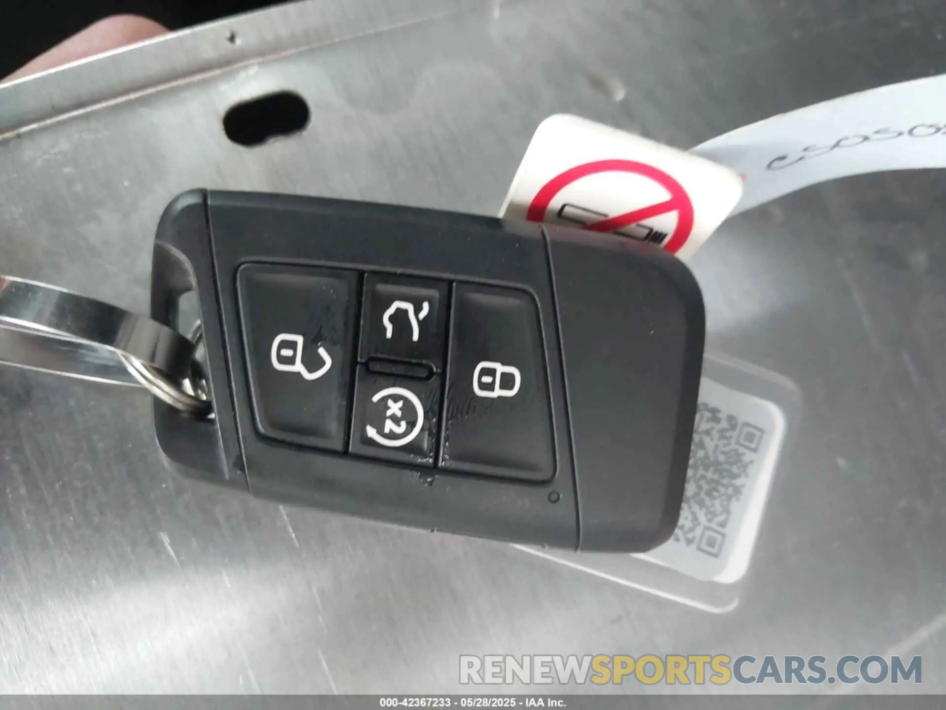11 Photograph of a damaged car 3VVVX7B22RM122296 VOLKSWAGEN TAOS 2024