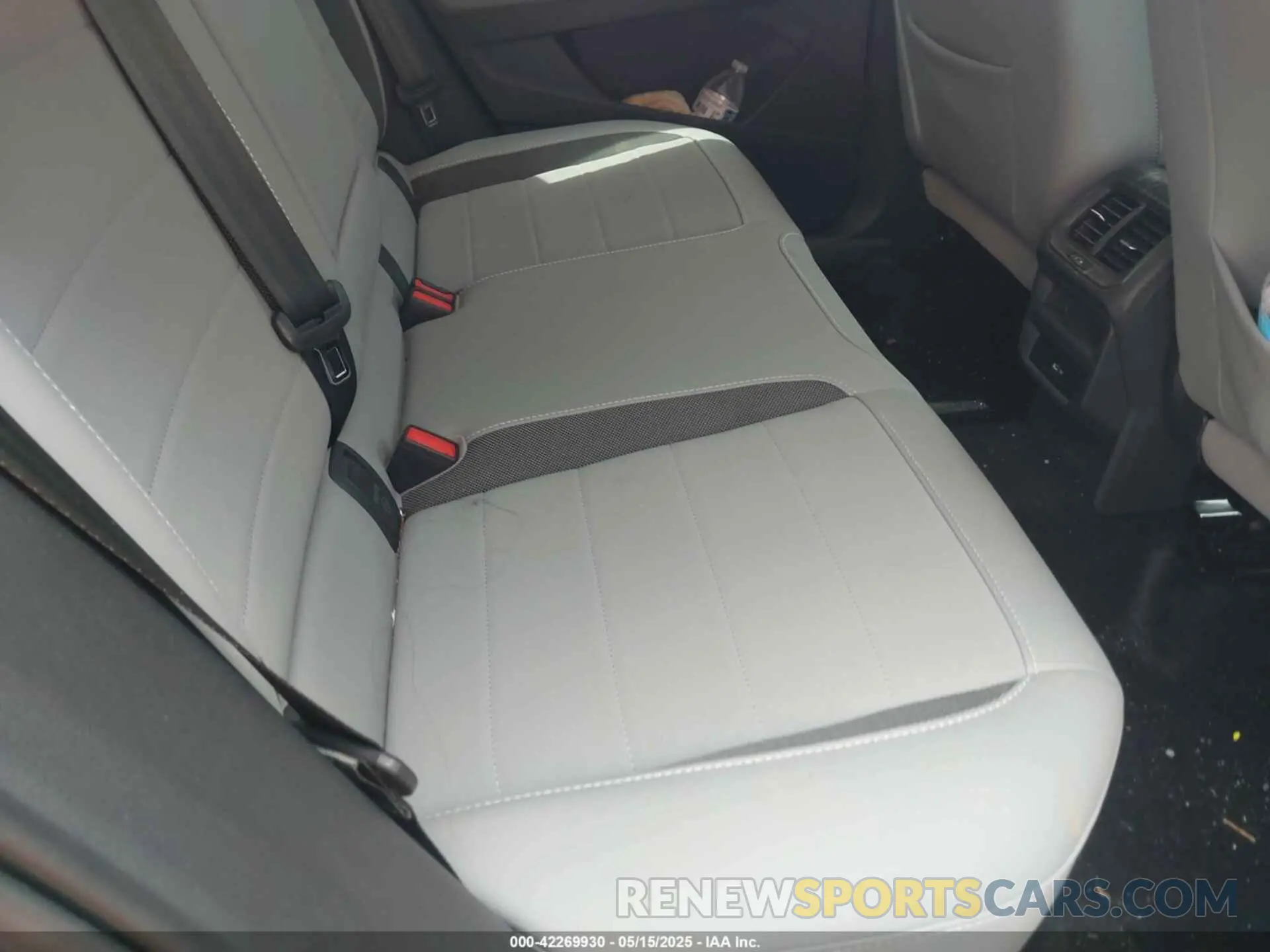 8 Photograph of a damaged car 3VVVX7B28RM028777 VOLKSWAGEN TAOS 2024