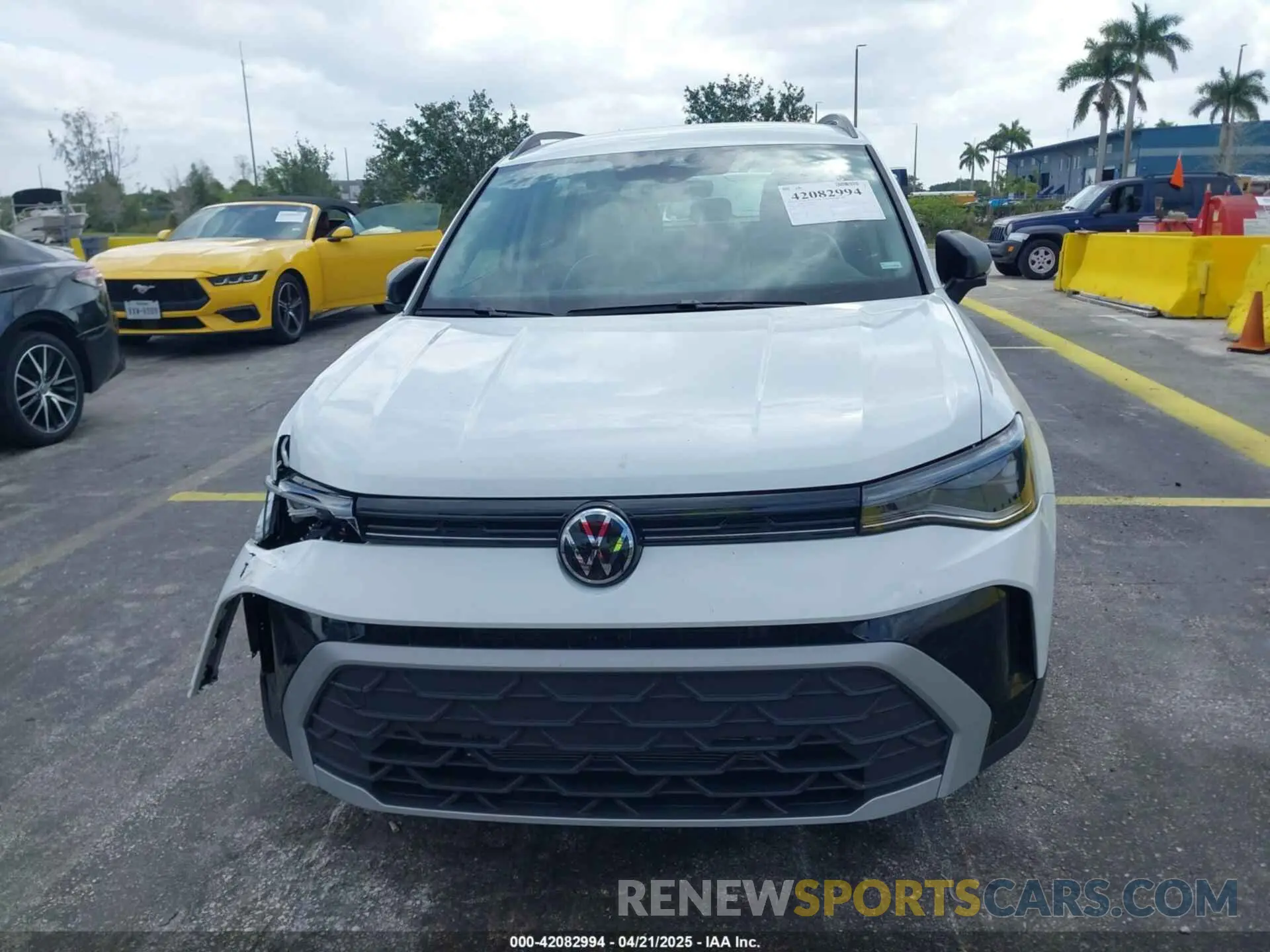 12 Фотография поврежденного автомобиля 3VV5C7B23SM005781 VOLKSWAGEN TAOS 2025