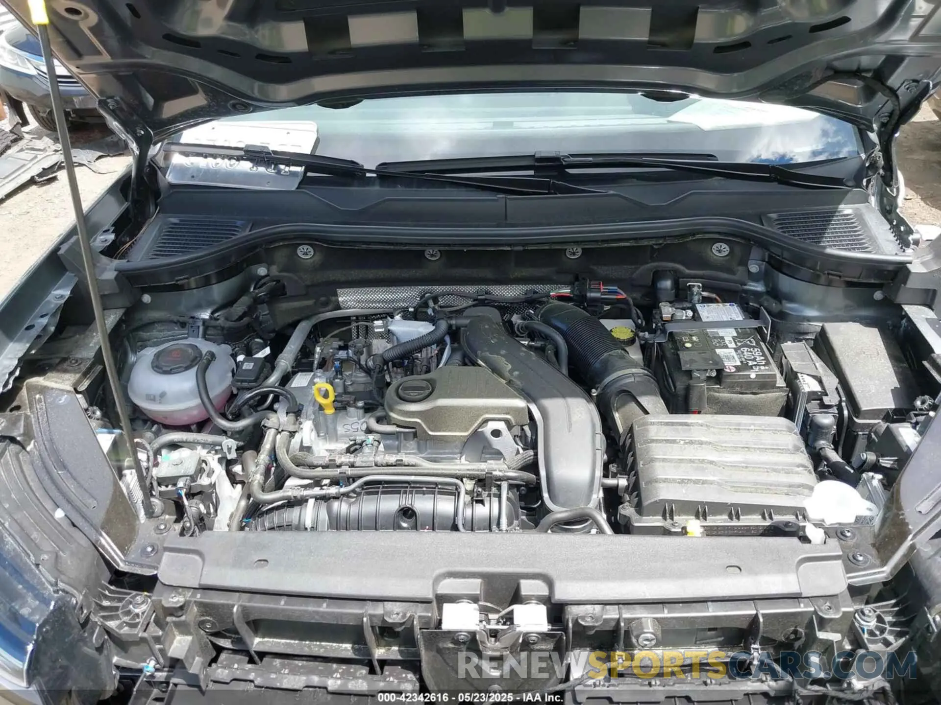 10 Фотография поврежденного автомобиля 3VV5C7B23SM012634 VOLKSWAGEN TAOS 2025