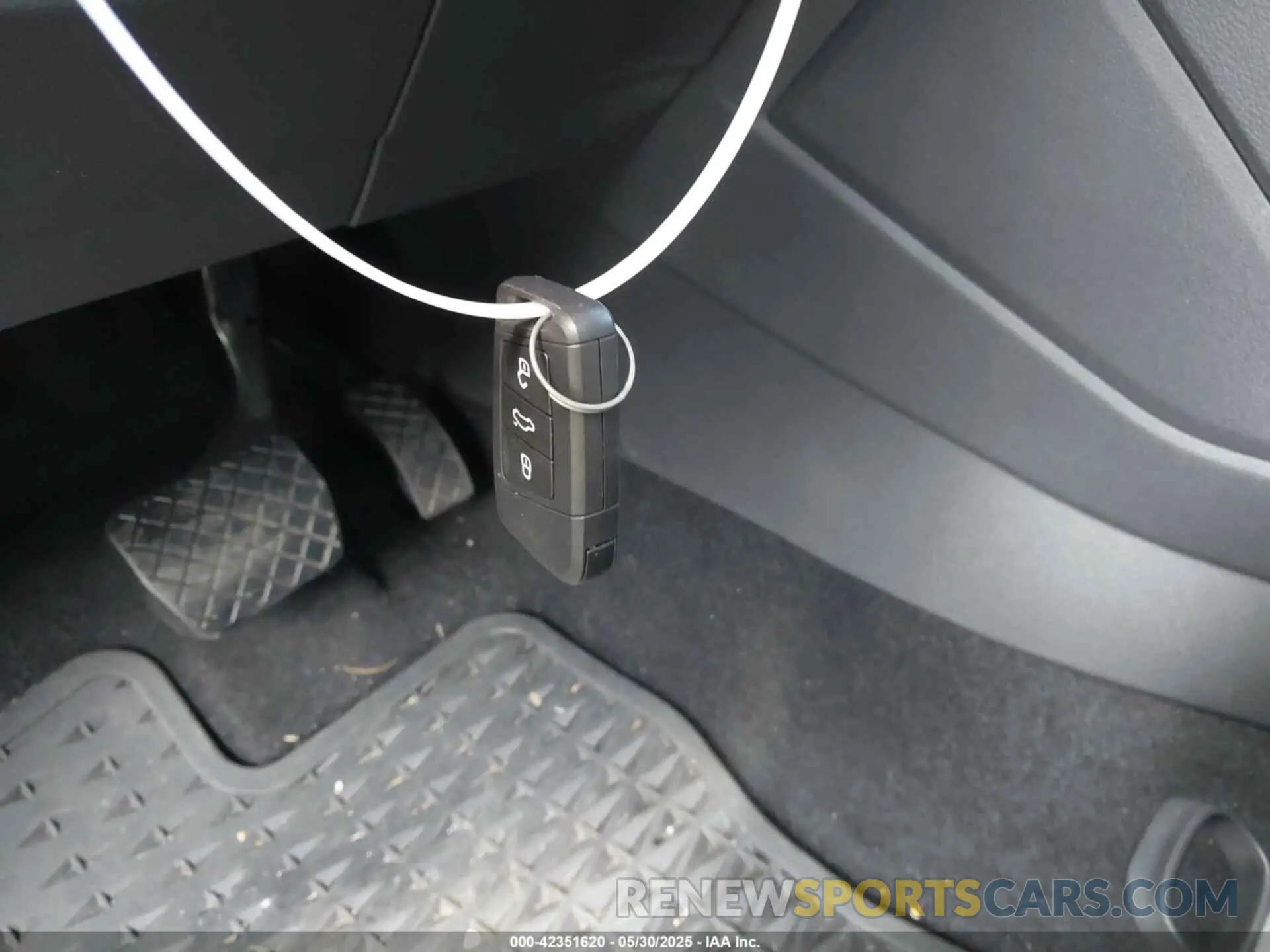 11 Photograph of a damaged car 3VV5C7B28SM015576 VOLKSWAGEN TAOS 2025