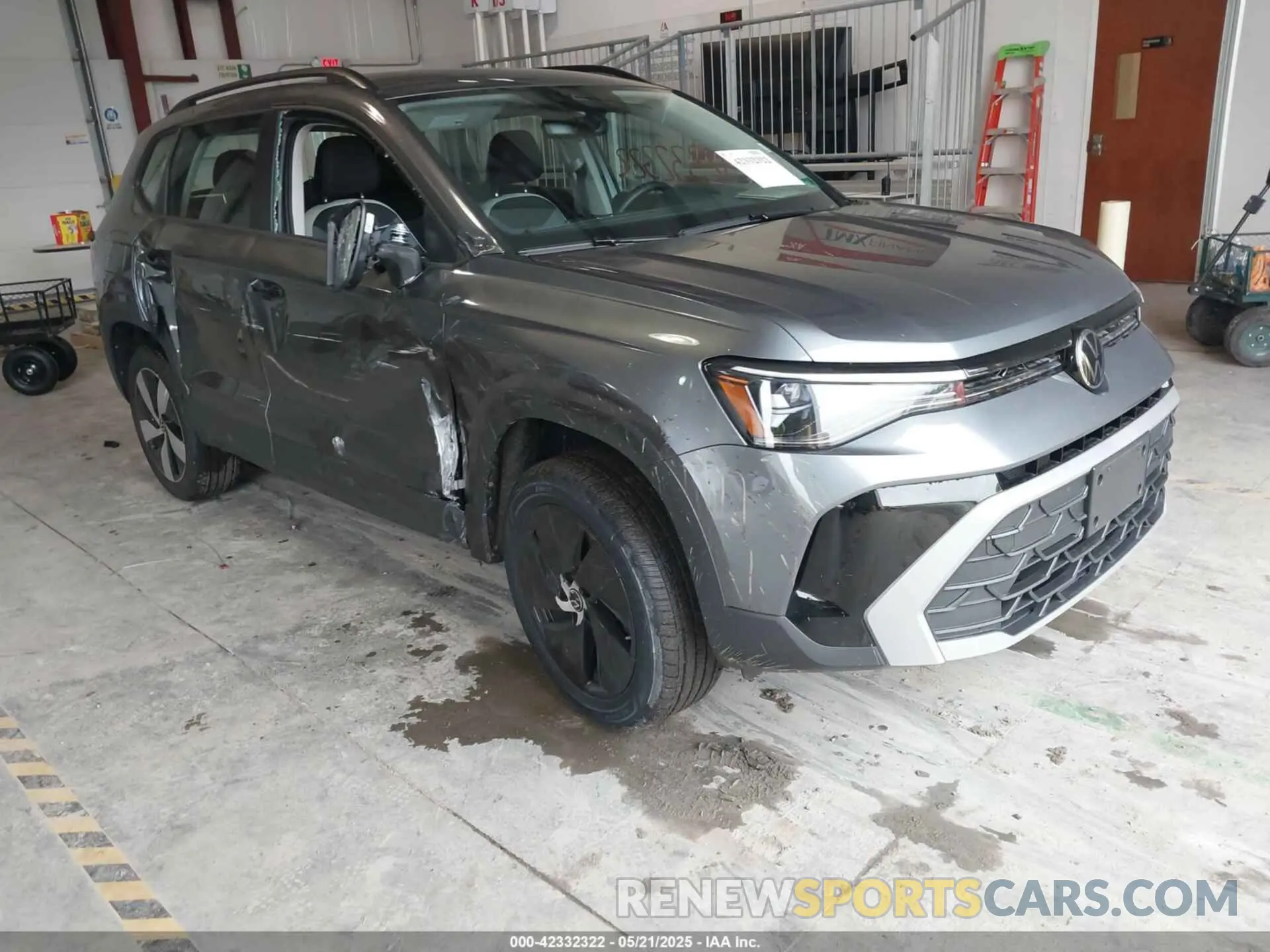 1 Photograph of a damaged car 3VV8C7B24SM030914 VOLKSWAGEN TAOS 2025