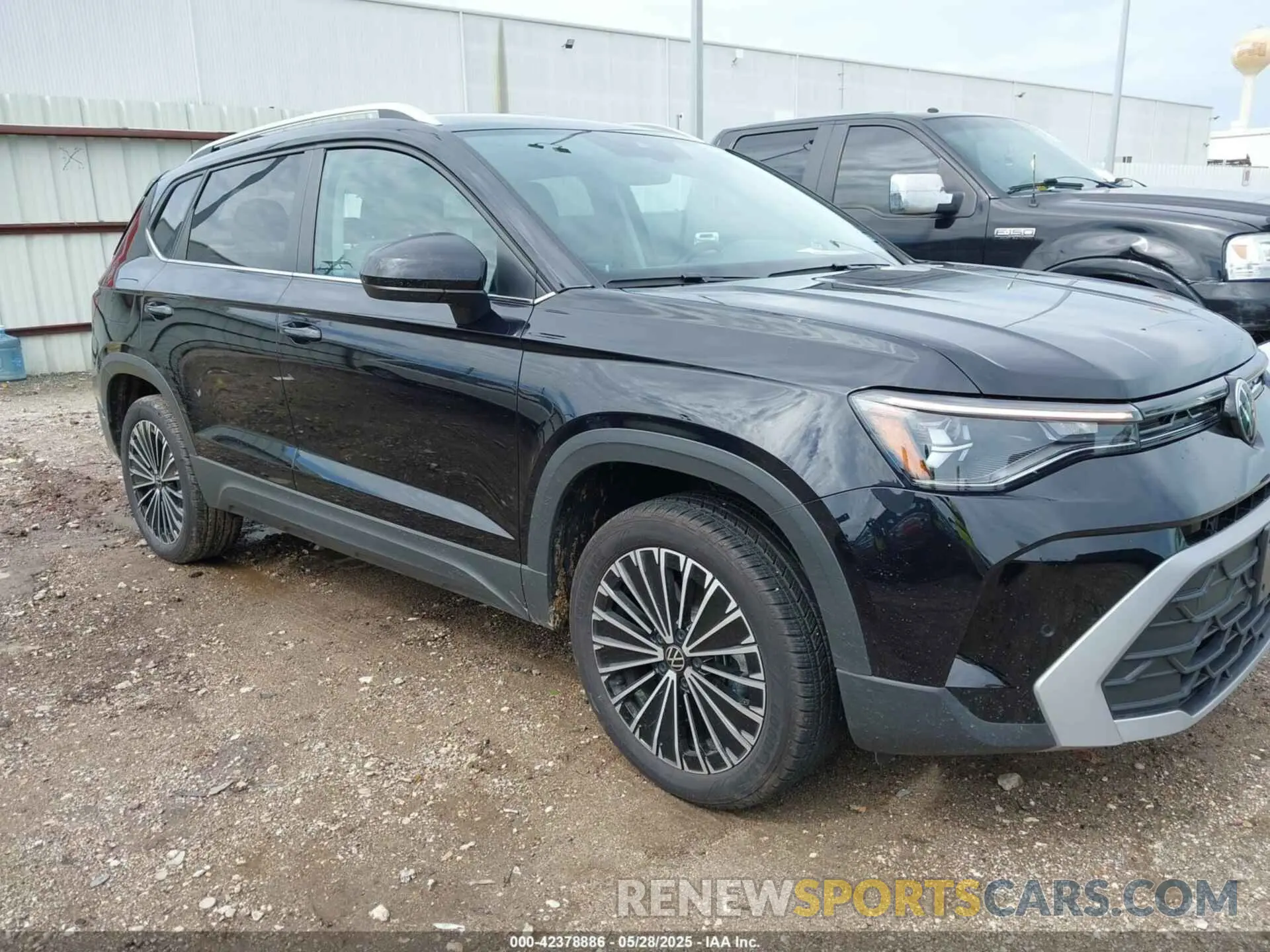 1 Photograph of a damaged car 3VVSC7B24SM045578 VOLKSWAGEN TAOS 2025