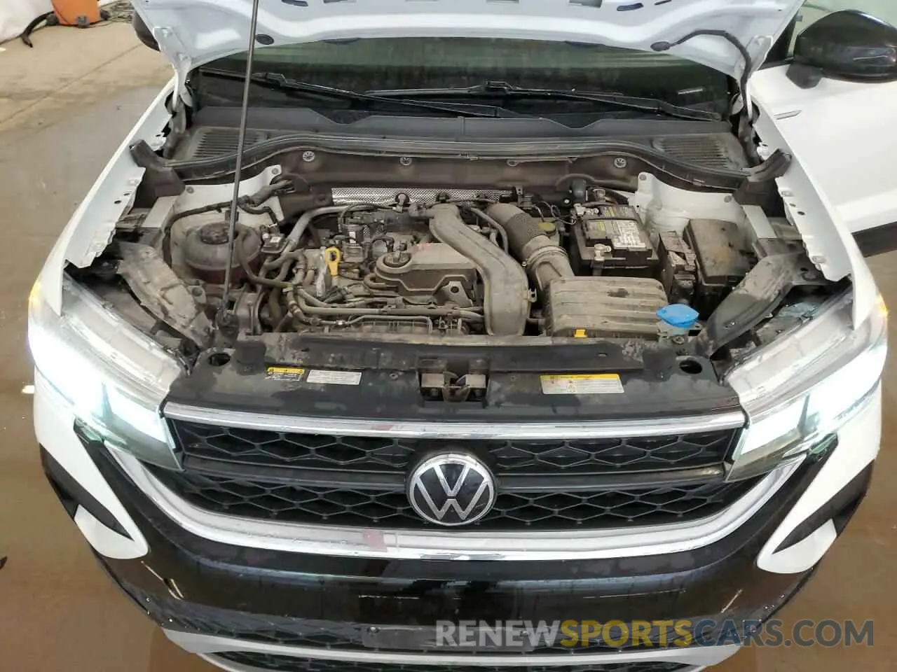 12 Фотография поврежденного автомобиля 3VVCX7B22NM065468 VOLKSWAGEN TAOS S 2022
