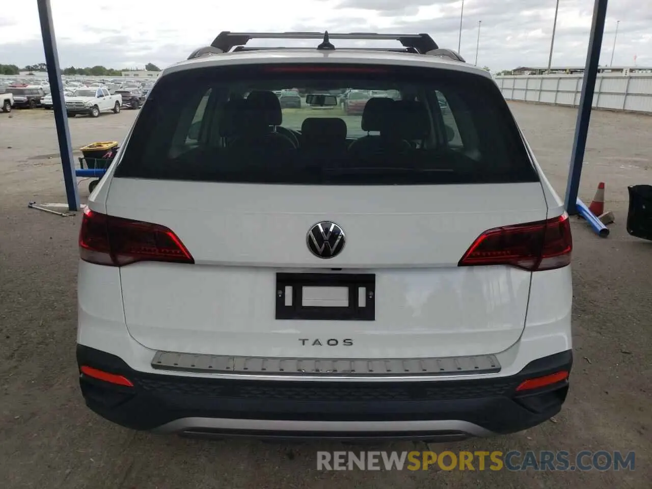 6 Photograph of a damaged car 3VVCX7B28NM066527 VOLKSWAGEN TAOS S 2022