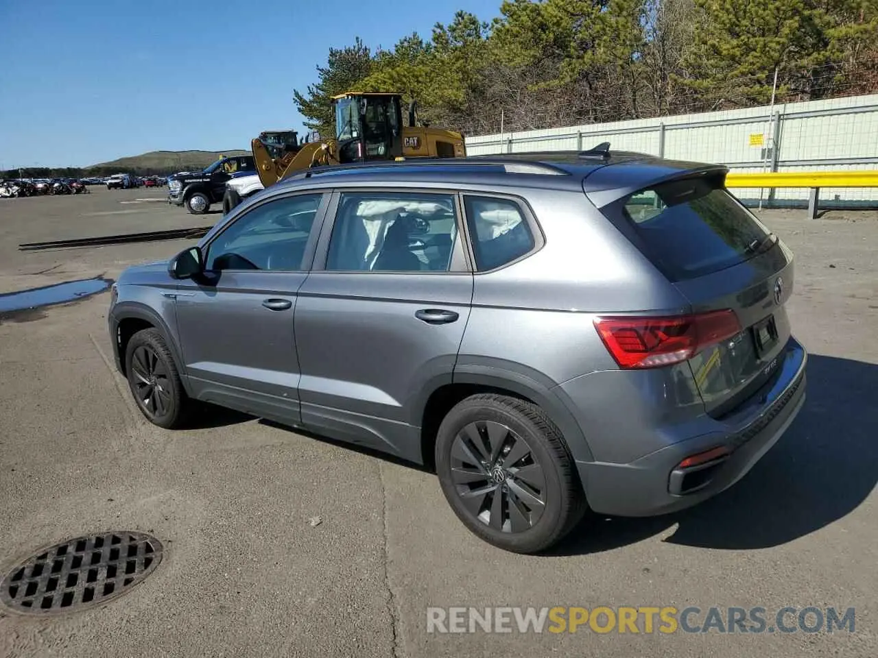2 Photograph of a damaged car 3VVCX7B25PM369624 VOLKSWAGEN TAOS S 2023