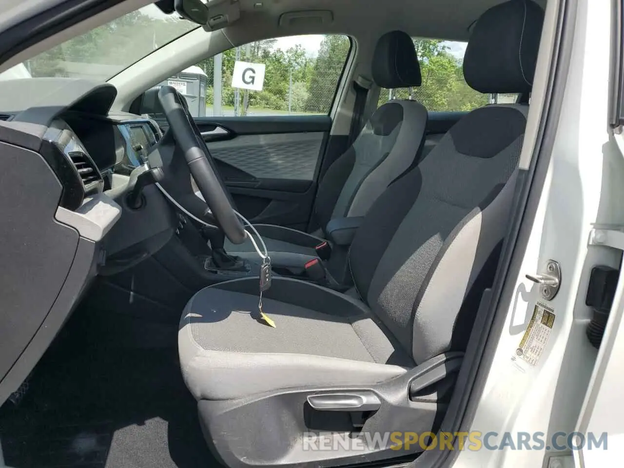7 Фотография поврежденного автомобиля 3VVCX7B28PM317890 VOLKSWAGEN TAOS S 2023