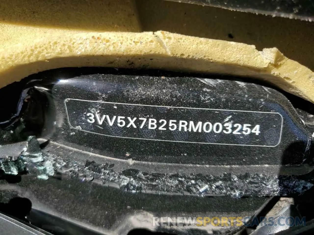 12 Photograph of a damaged car 3VV5X7B25RM003254 VOLKSWAGEN TAOS S 2024