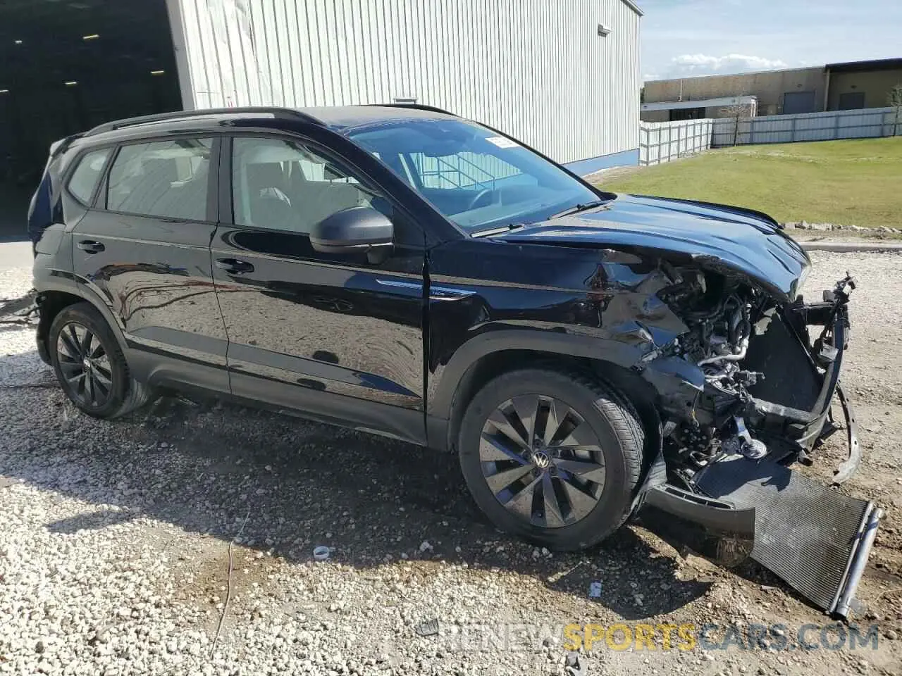 4 Фотография поврежденного автомобиля 3VV5X7B2XRM073509 VOLKSWAGEN TAOS S 2024