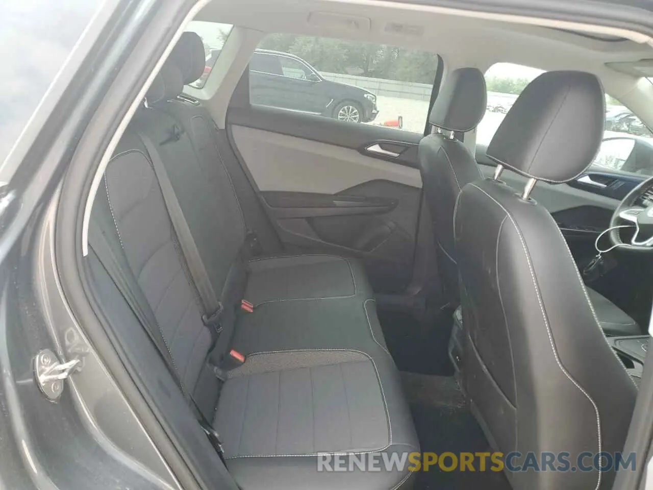 11 Фотография поврежденного автомобиля 3VVTX7B22NM069424 VOLKSWAGEN TAOS SE 2022