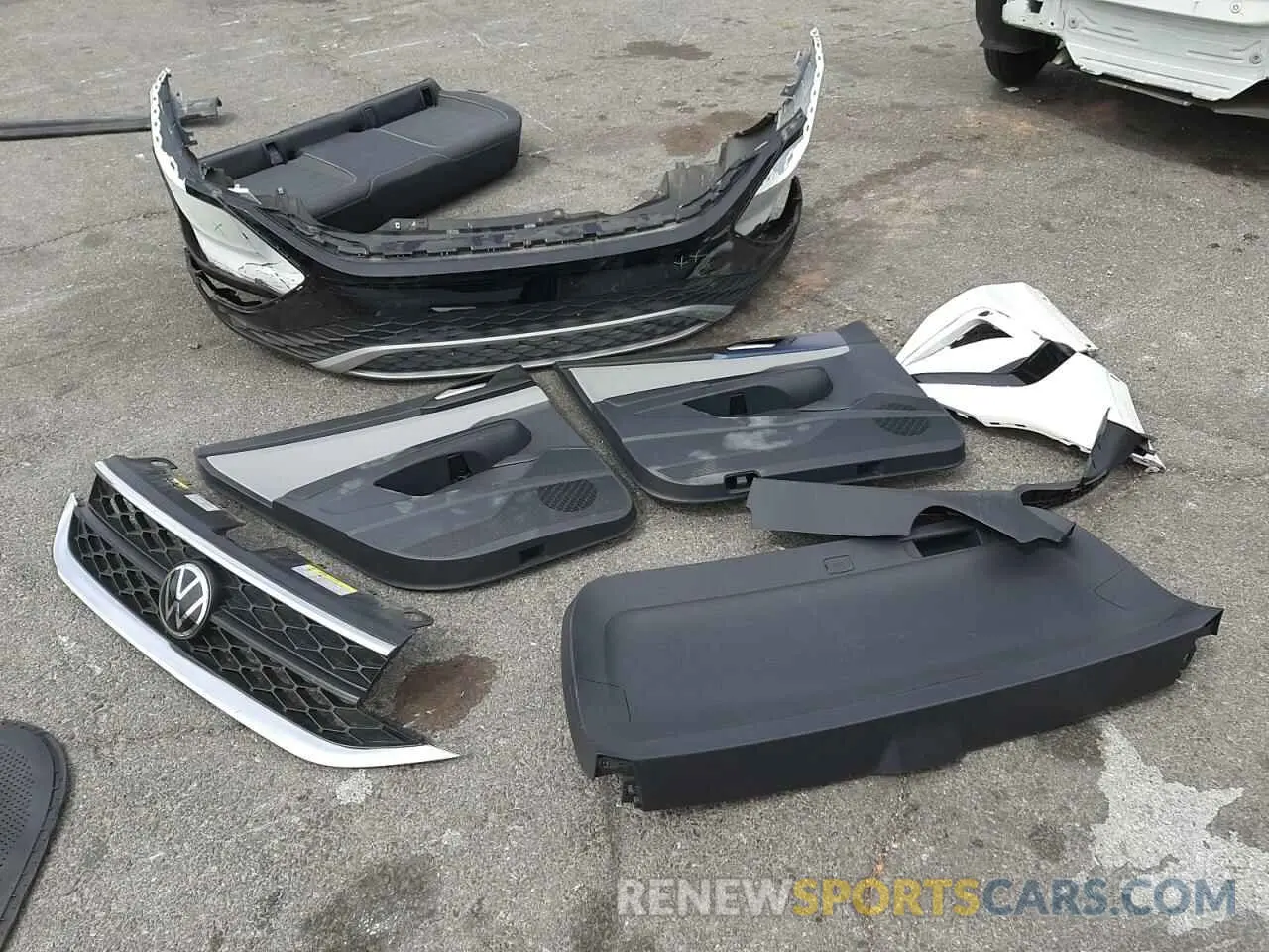 12 Photograph of a damaged car 3VVEX7B20PM365781 VOLKSWAGEN TAOS SE 2023