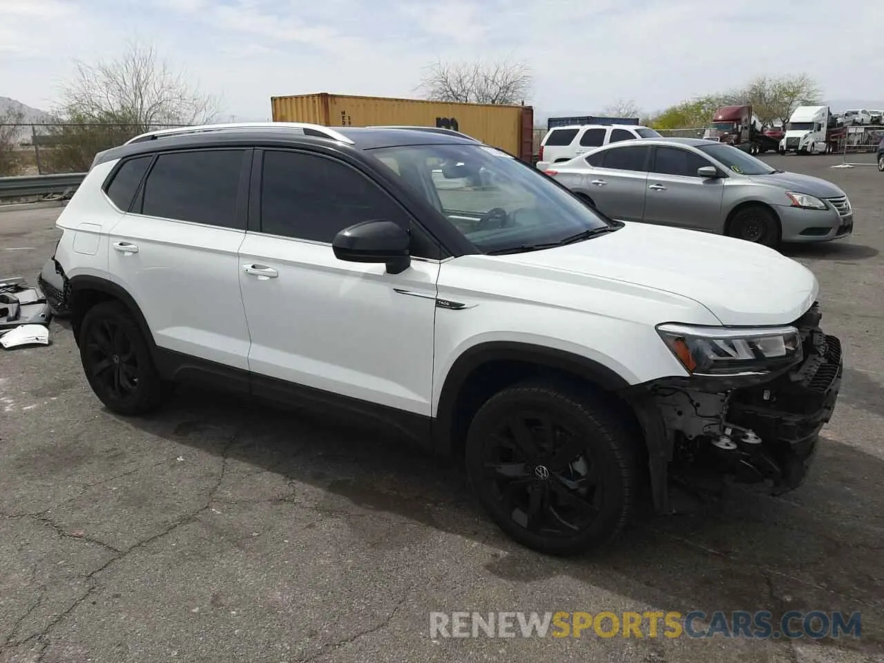4 Photograph of a damaged car 3VVEX7B20PM365781 VOLKSWAGEN TAOS SE 2023