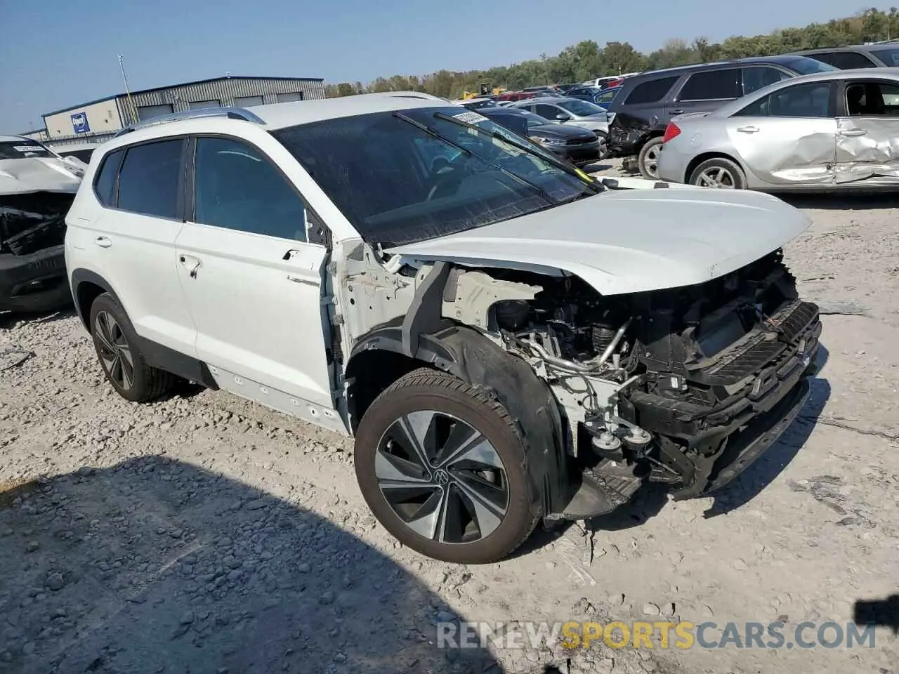 4 Photograph of a damaged car 3VVUX7B29PM352362 VOLKSWAGEN TAOS SE 2023