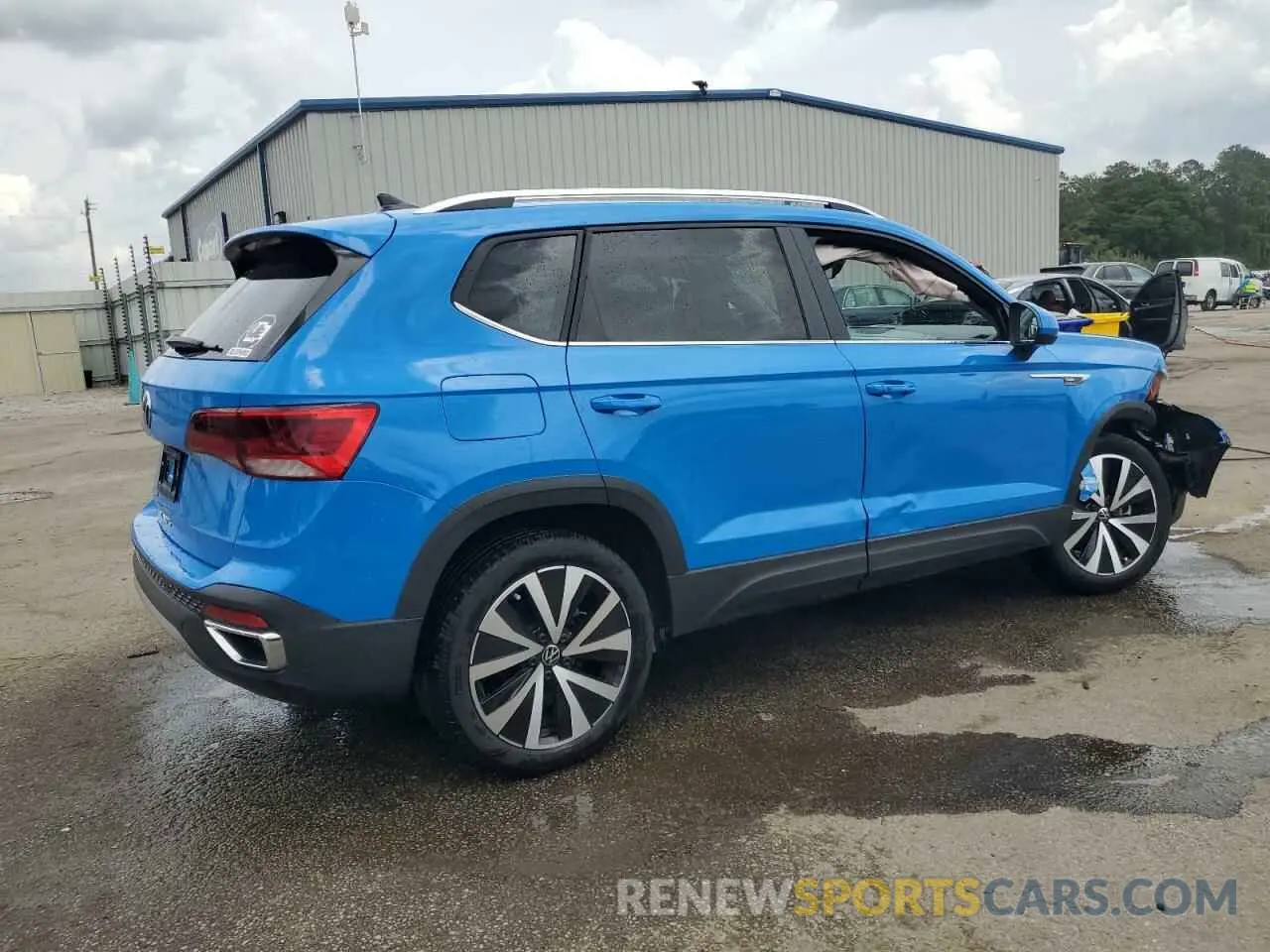 3 Photograph of a damaged car 3VVEX7B21RM049356 VOLKSWAGEN TAOS SE 2024