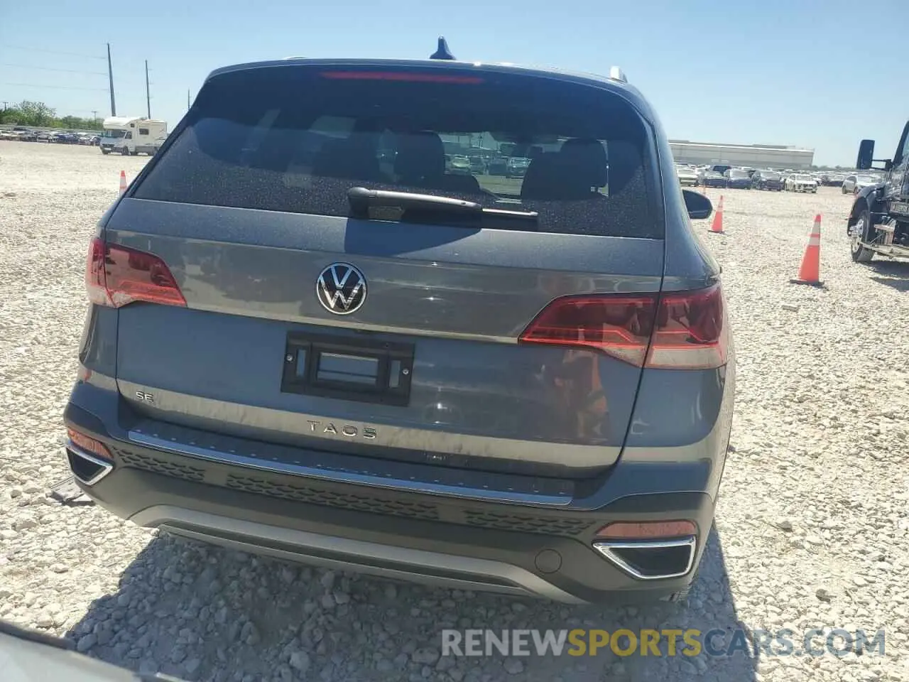 6 Фотография поврежденного автомобиля 3VVEX7B23RM043560 VOLKSWAGEN TAOS SE 2024