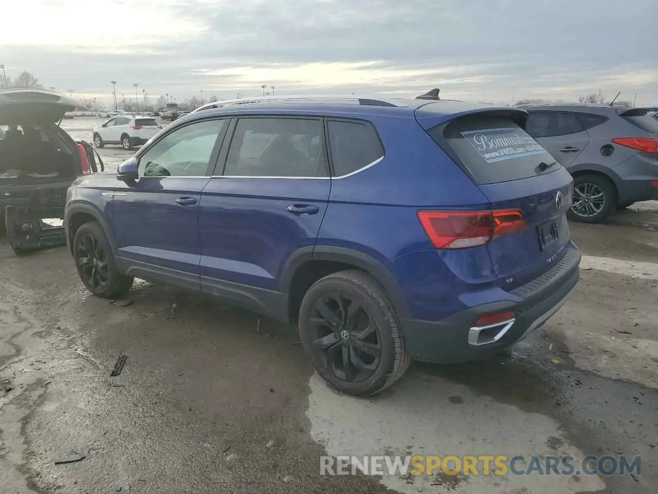 2 Photograph of a damaged car 3VVEX7B23RM104633 VOLKSWAGEN TAOS SE 2024