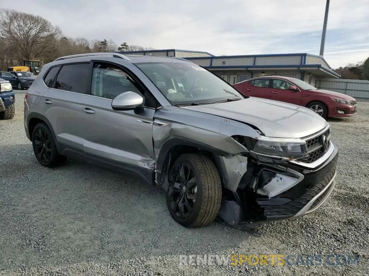 4 Фотография поврежденного автомобиля 3VVEX7B26RM010696 VOLKSWAGEN TAOS SE 2024
