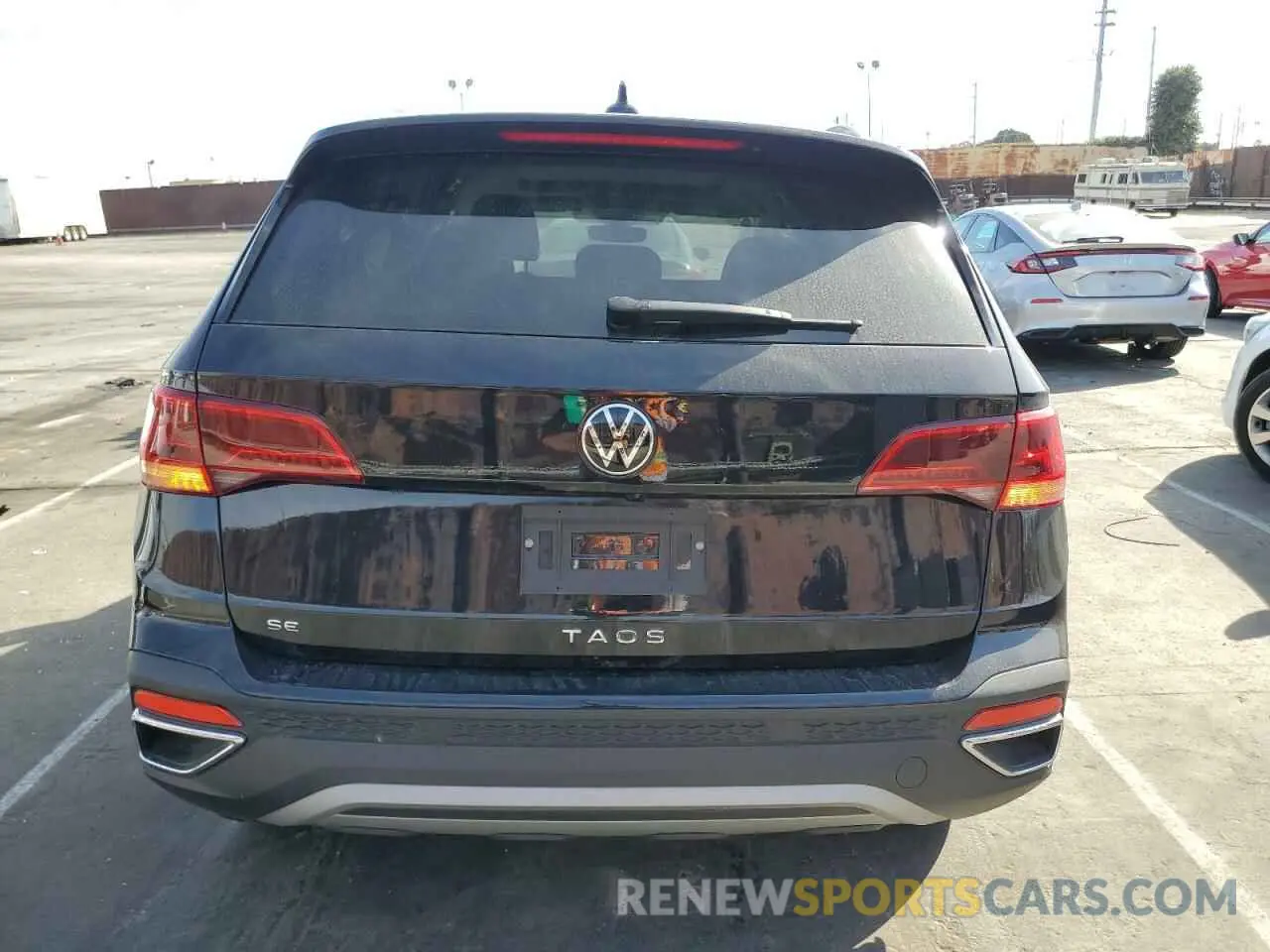 6 Фотография поврежденного автомобиля 3VVEX7B28RM051086 VOLKSWAGEN TAOS SE 2024