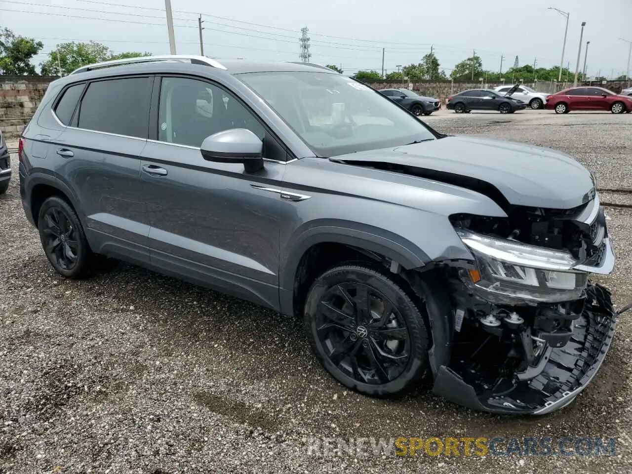 4 Photograph of a damaged car 3VVSX7B24RM131777 VOLKSWAGEN TAOS SE 2024