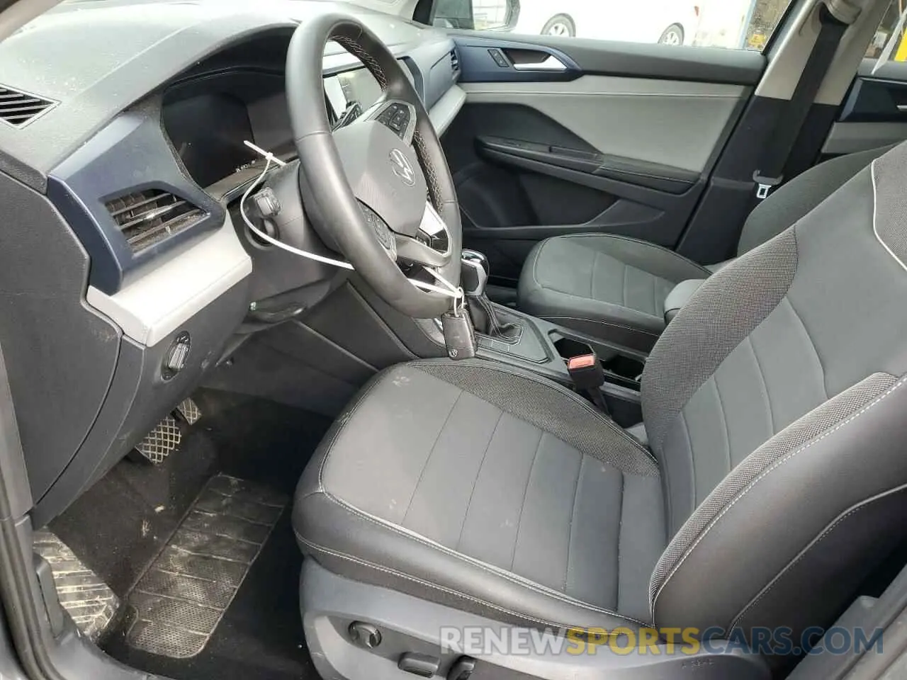 7 Фотография поврежденного автомобиля 3VVSX7B2XRM008467 VOLKSWAGEN TAOS SE 2024
