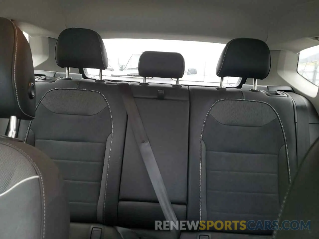 10 Фотография поврежденного автомобиля 3VVUX7B23RM094813 VOLKSWAGEN TAOS SE 2024