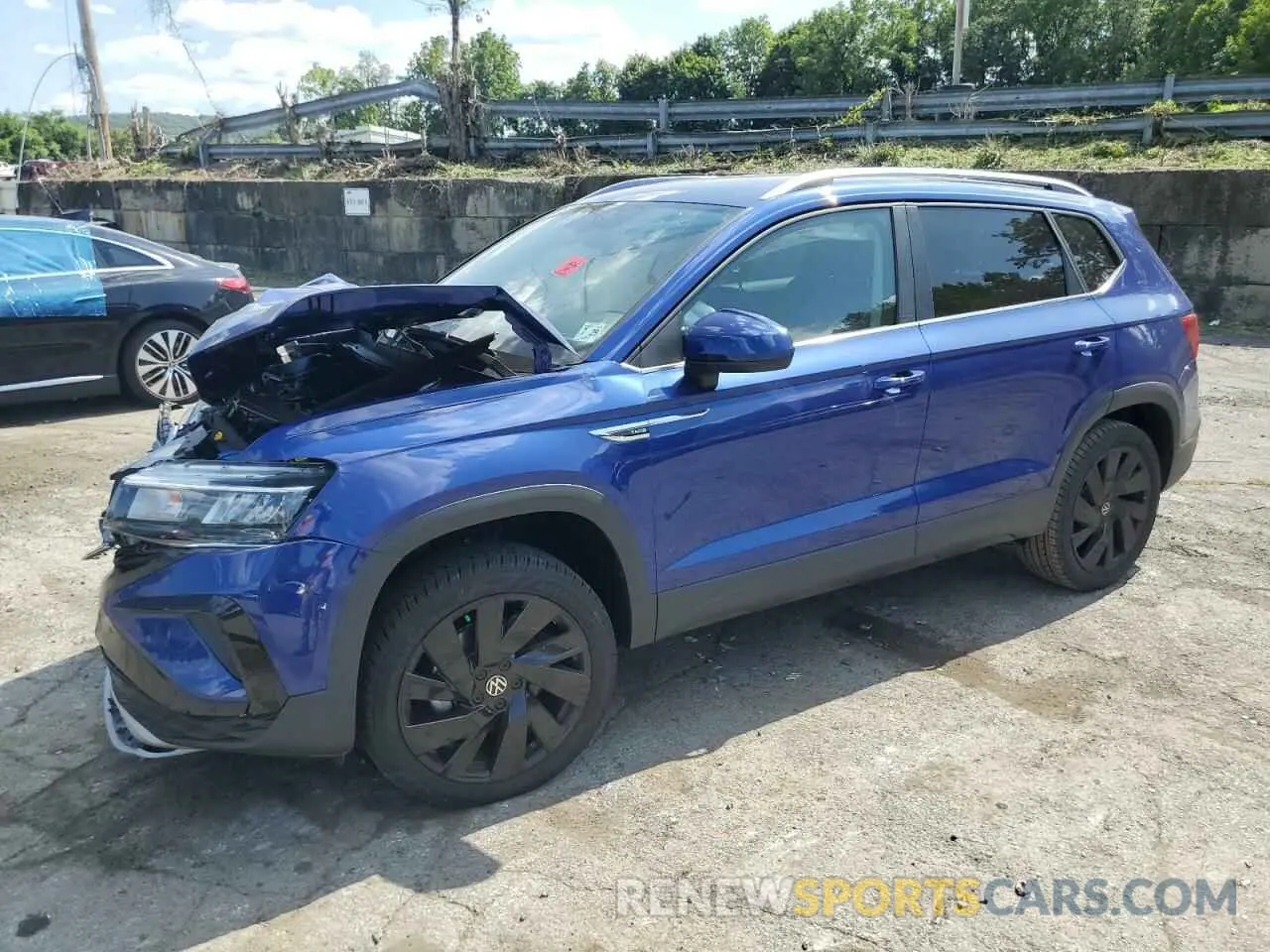 1 Photograph of a damaged car 3VVUX7B24RM068270 VOLKSWAGEN TAOS SE 2024
