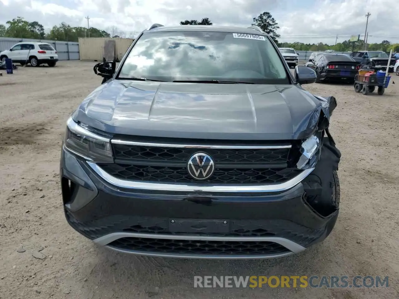 5 Photograph of a damaged car 3VVUX7B25RM050540 VOLKSWAGEN TAOS SE 2024