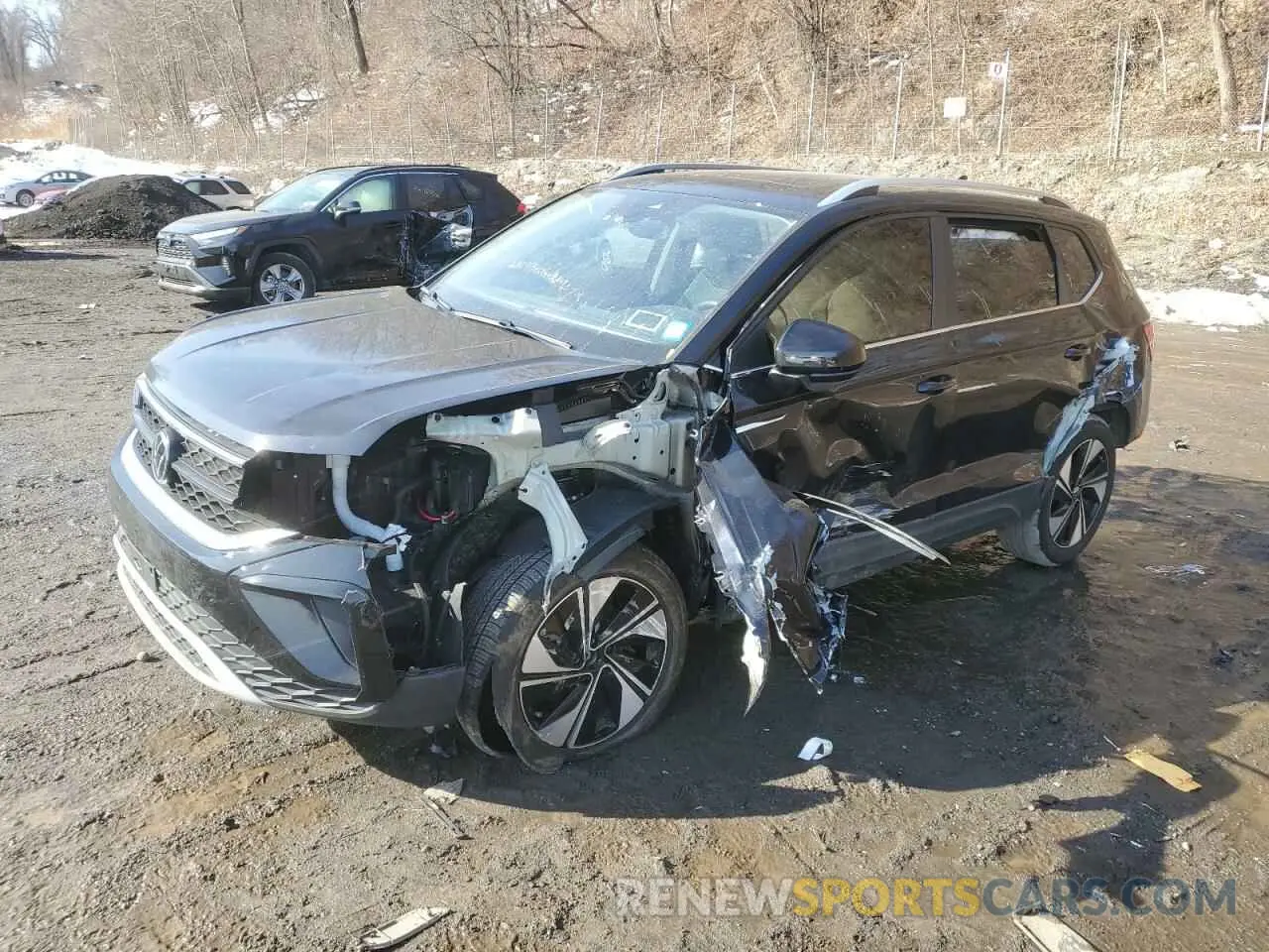1 Photograph of a damaged car 3VVVX7B24RM128682 VOLKSWAGEN TAOS SE 2024
