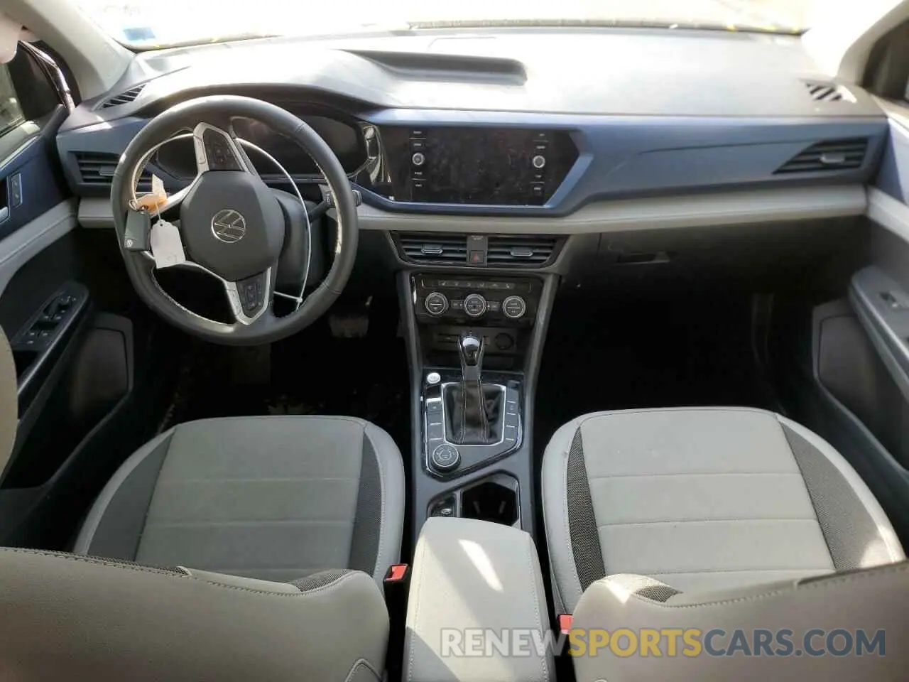 8 Photograph of a damaged car 3VVVX7B24RM128682 VOLKSWAGEN TAOS SE 2024