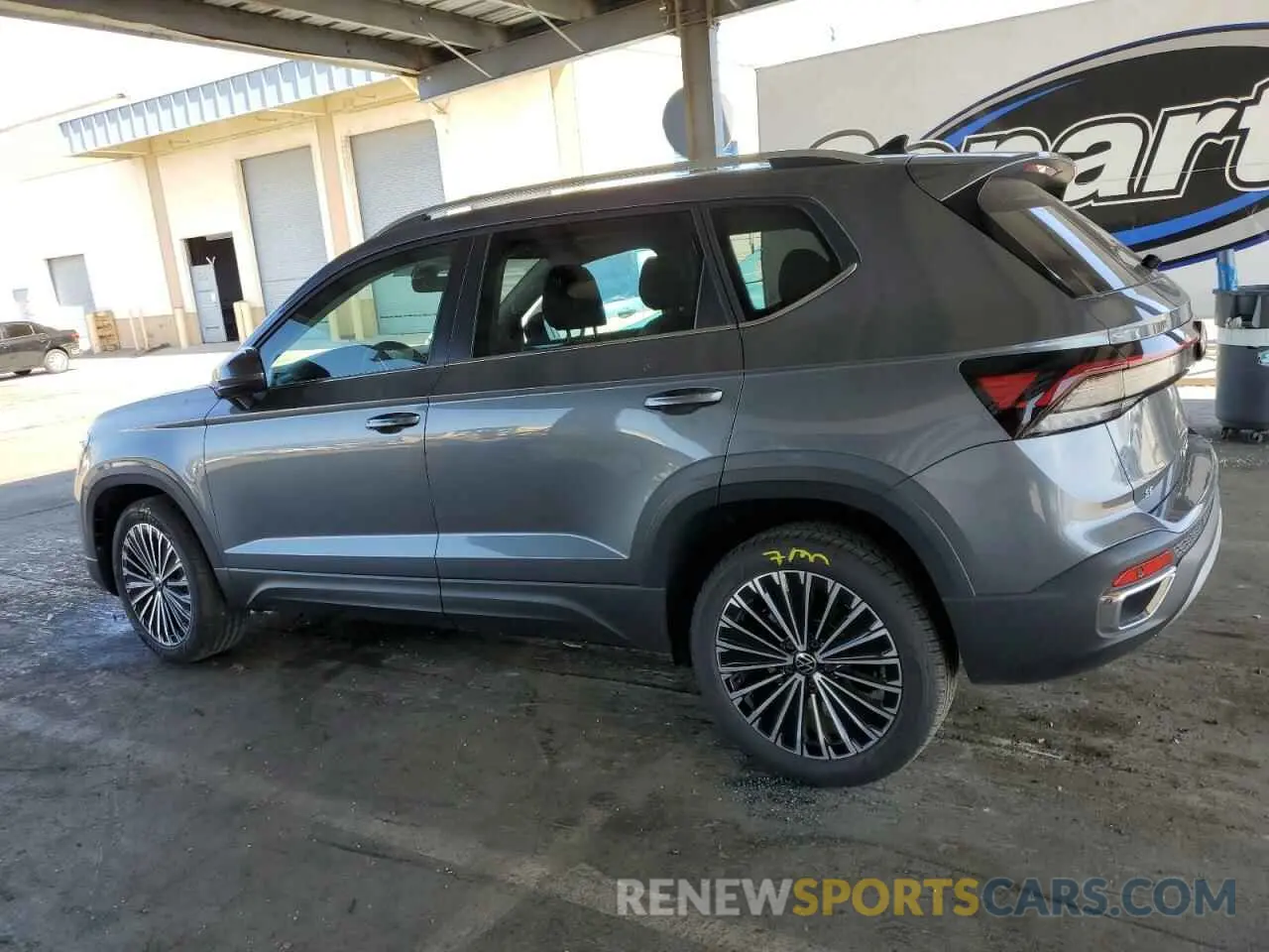 2 Photograph of a damaged car 3VVSC7B2XSM042362 VOLKSWAGEN TAOS SE 2025