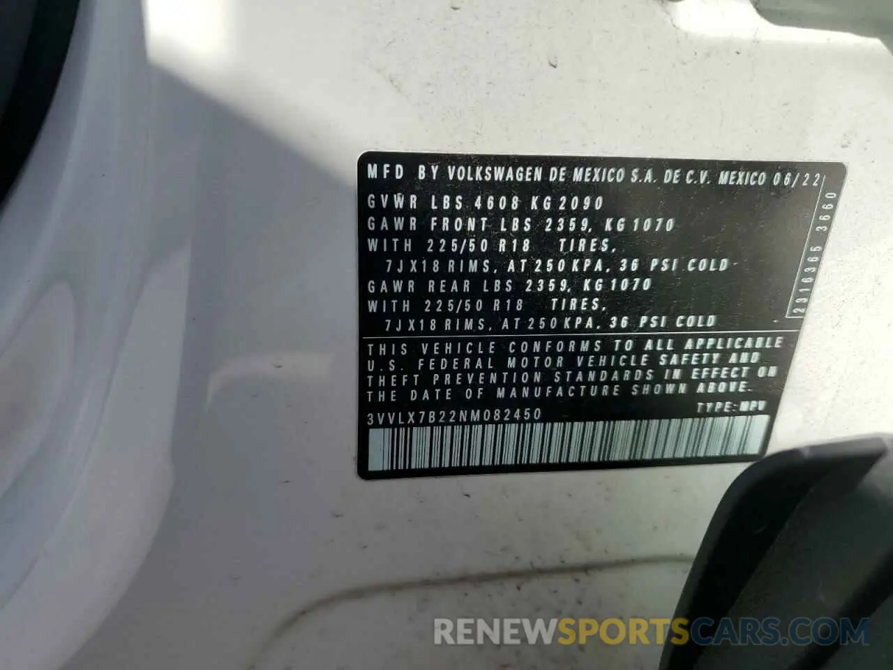 12 Photograph of a damaged car 3VVLX7B22NM082450 VOLKSWAGEN TAOS SE IQ 2022