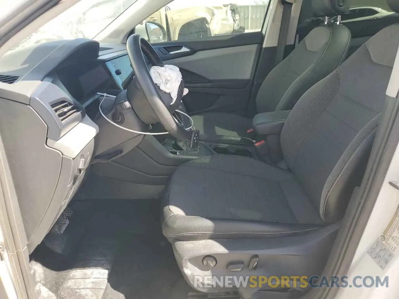 7 Фотография поврежденного автомобиля 3VVLX7B27NM023975 VOLKSWAGEN TAOS SE IQ 2022